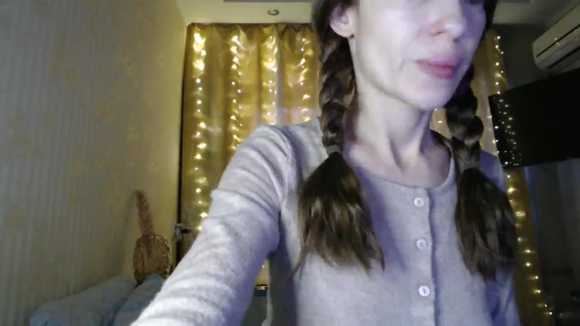 Gallery image thumbnail from Nora_Sweet's myfreecams stream on, 12/25/2024, 08:43 image 4 of 20