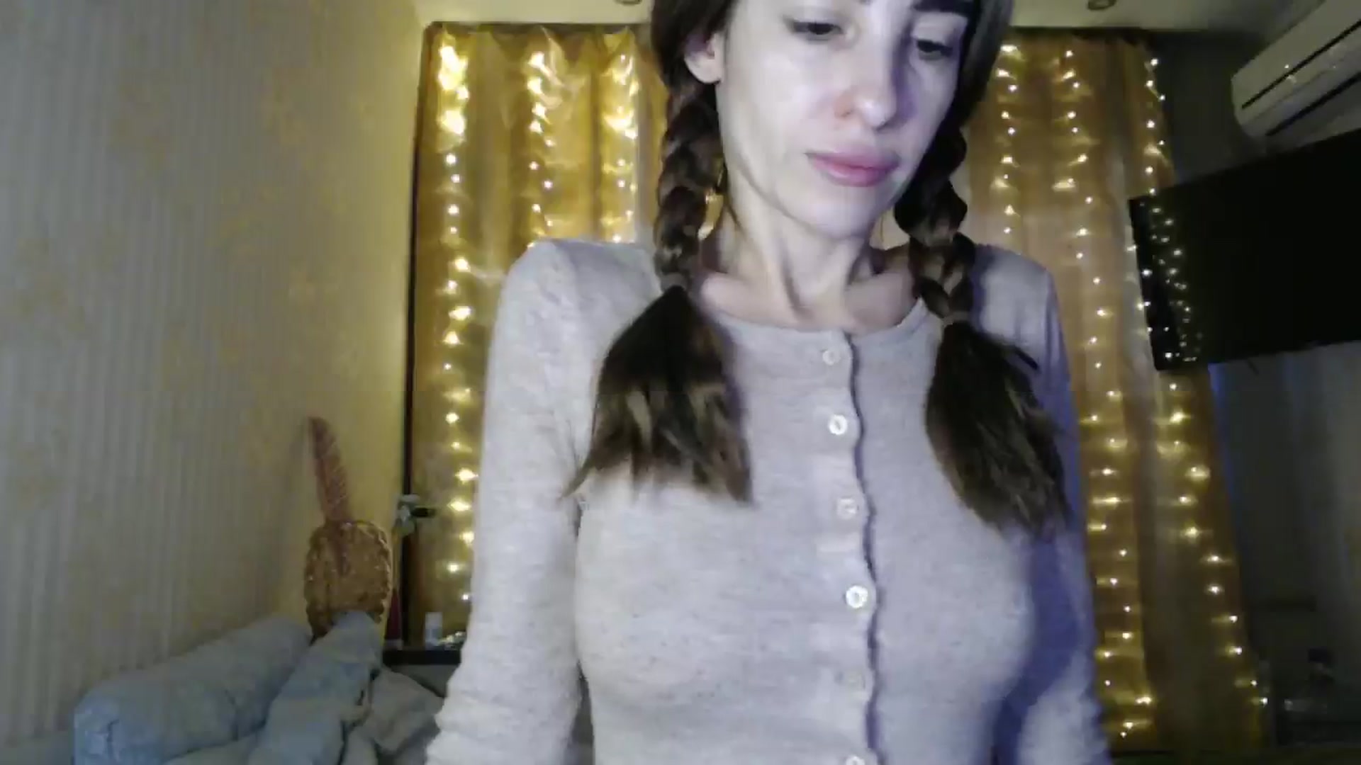 Gallery image thumbnail from Nora_Sweet's myfreecams stream on, 12/25/2024, 09:21 image 6 of 20