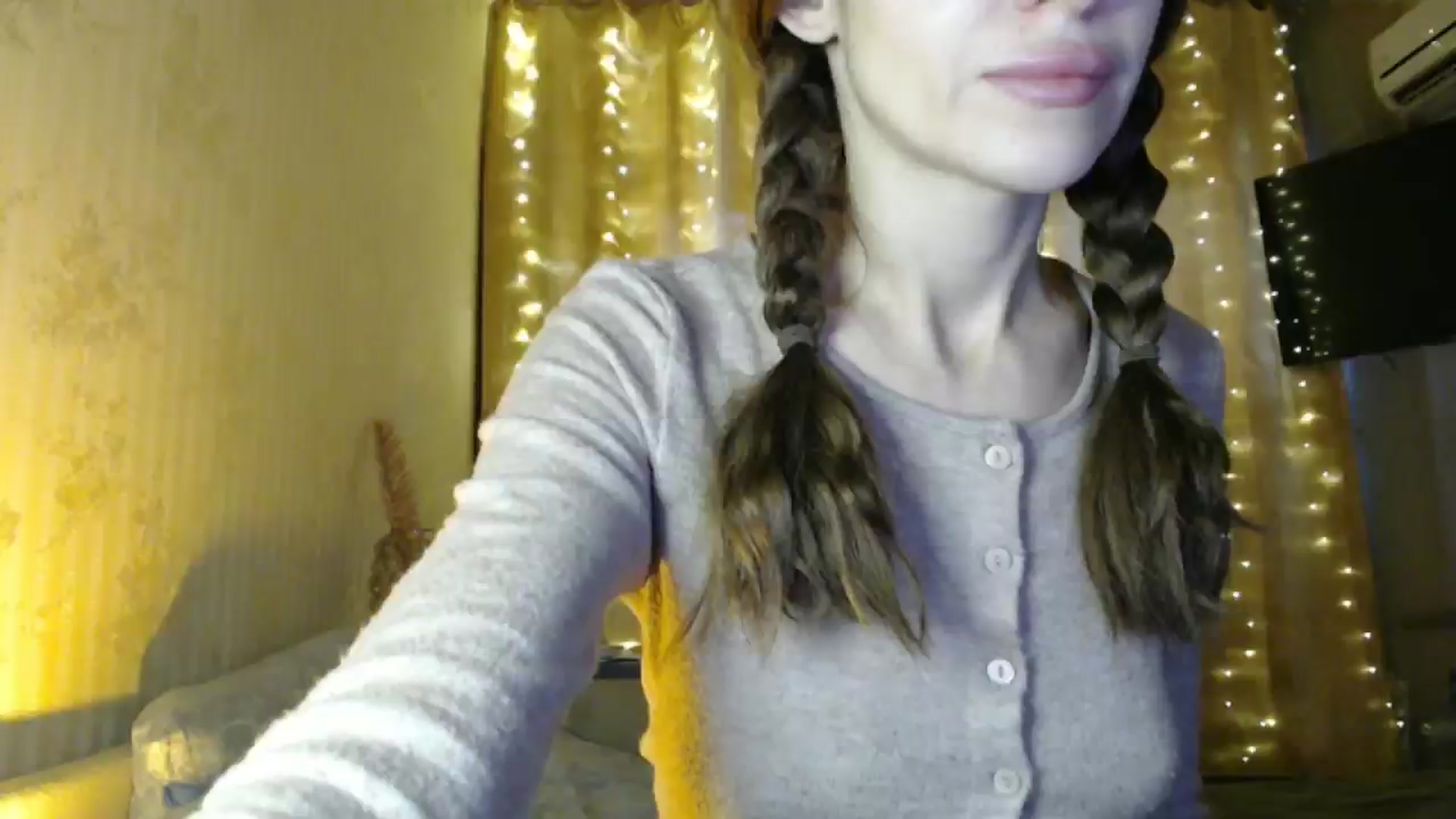 Gallery image thumbnail from Nora_Sweet's myfreecams stream on, 12/25/2024, 09:21 image 20 of 20