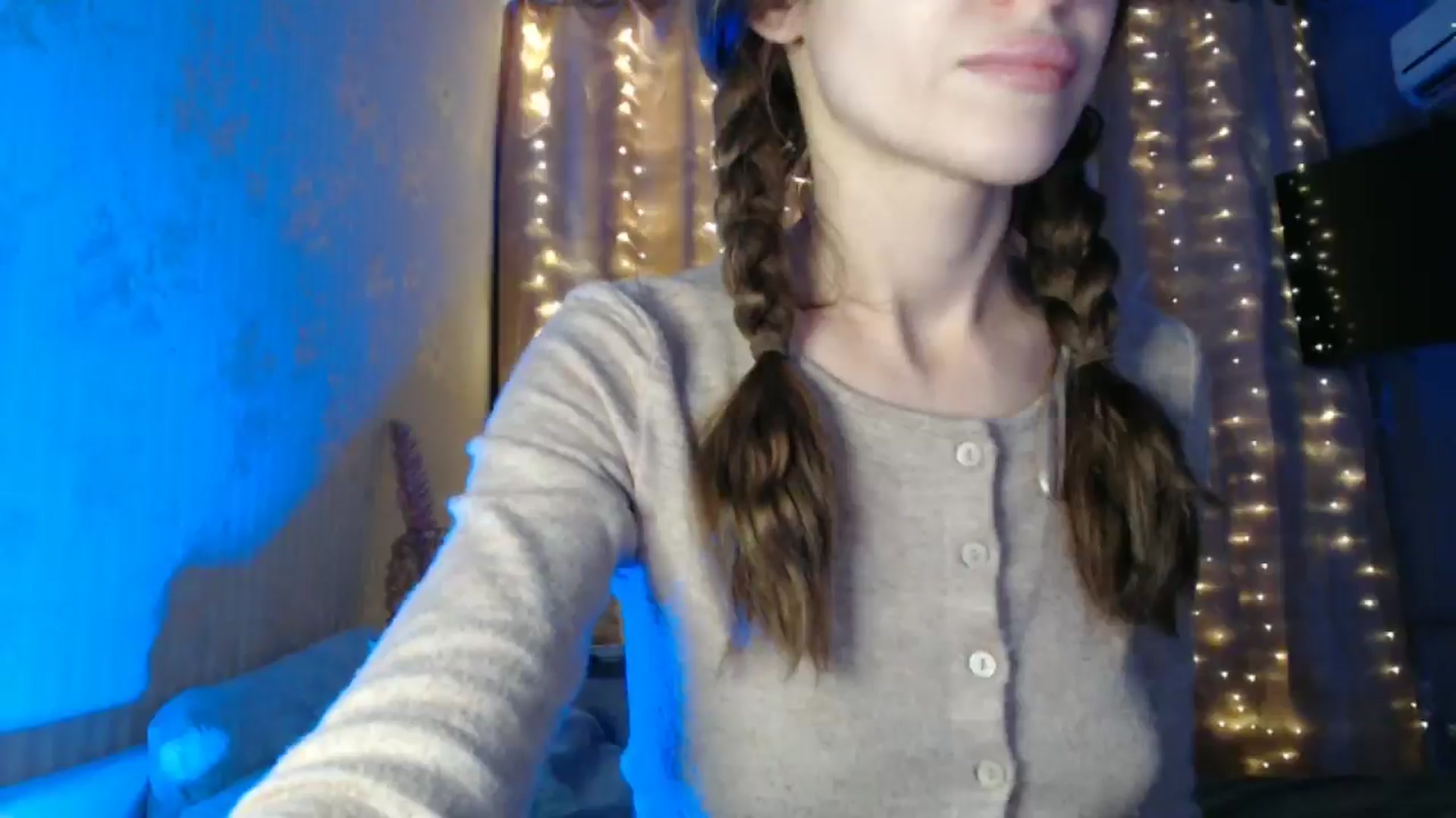 Gallery image thumbnail from Nora_Sweet's myfreecams stream on, 12/25/2024, 14:01 image 6 of 20