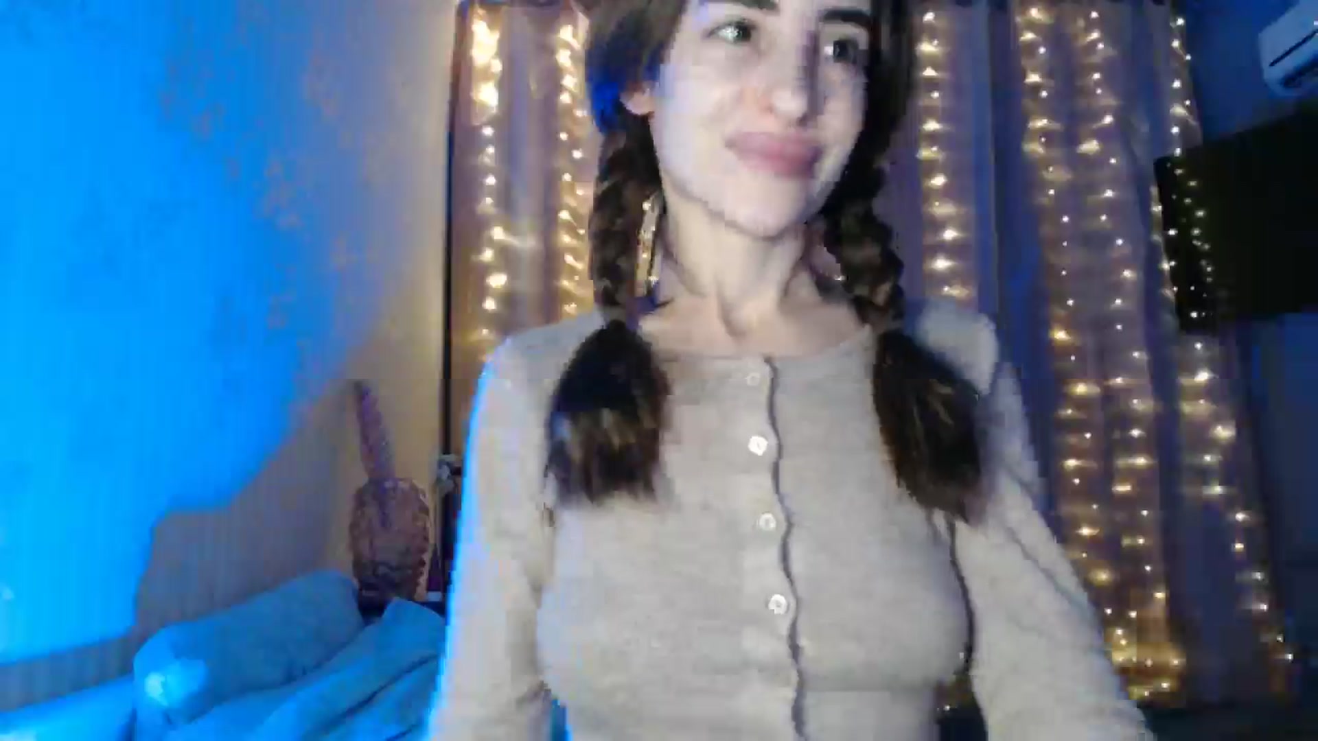 Gallery image thumbnail from Nora_Sweet's myfreecams stream on, 12/25/2024, 14:01 image 7 of 20