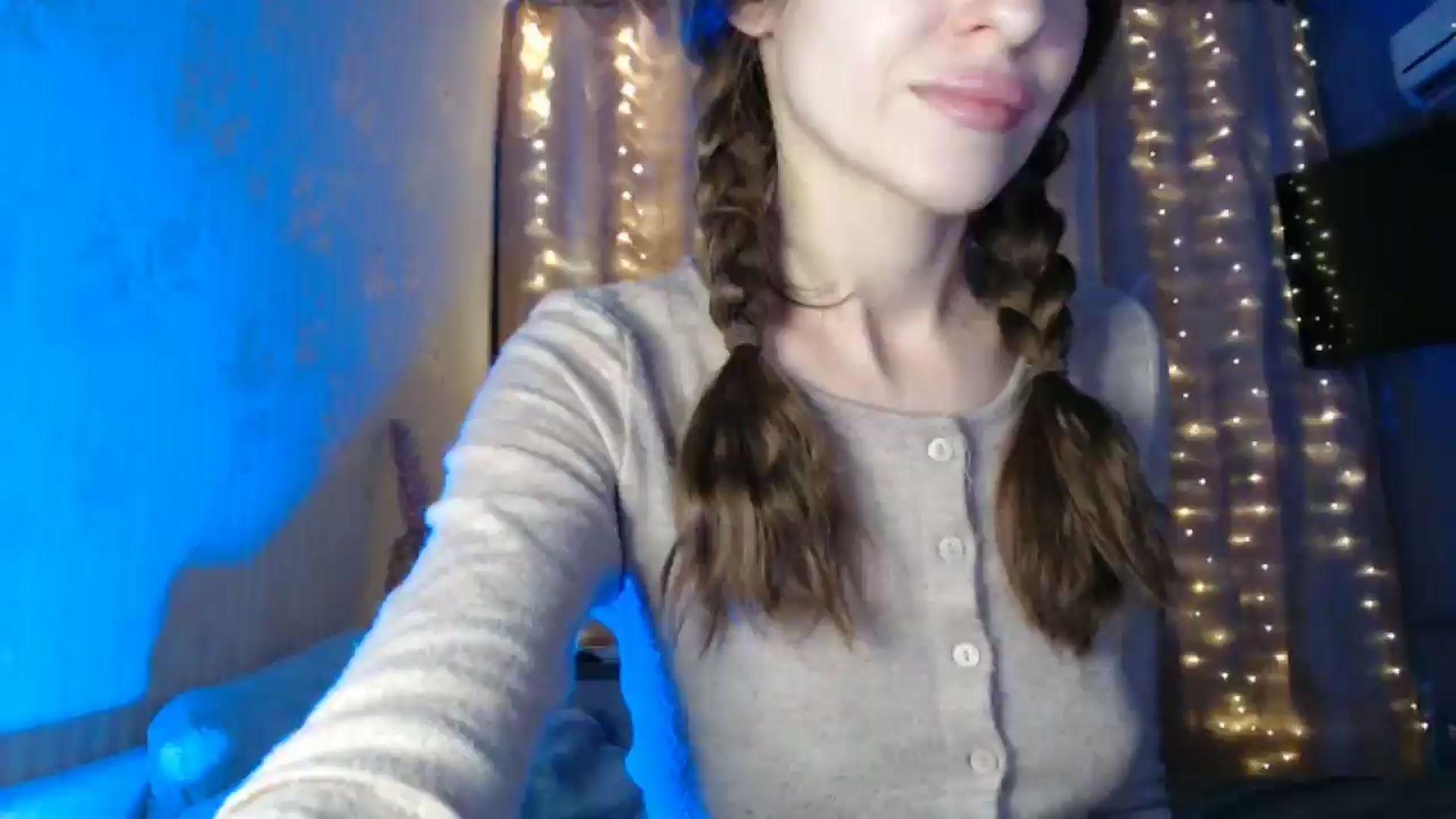 Gallery image thumbnail from Nora_Sweet's myfreecams stream on, 12/25/2024, 14:01 image 17 of 20