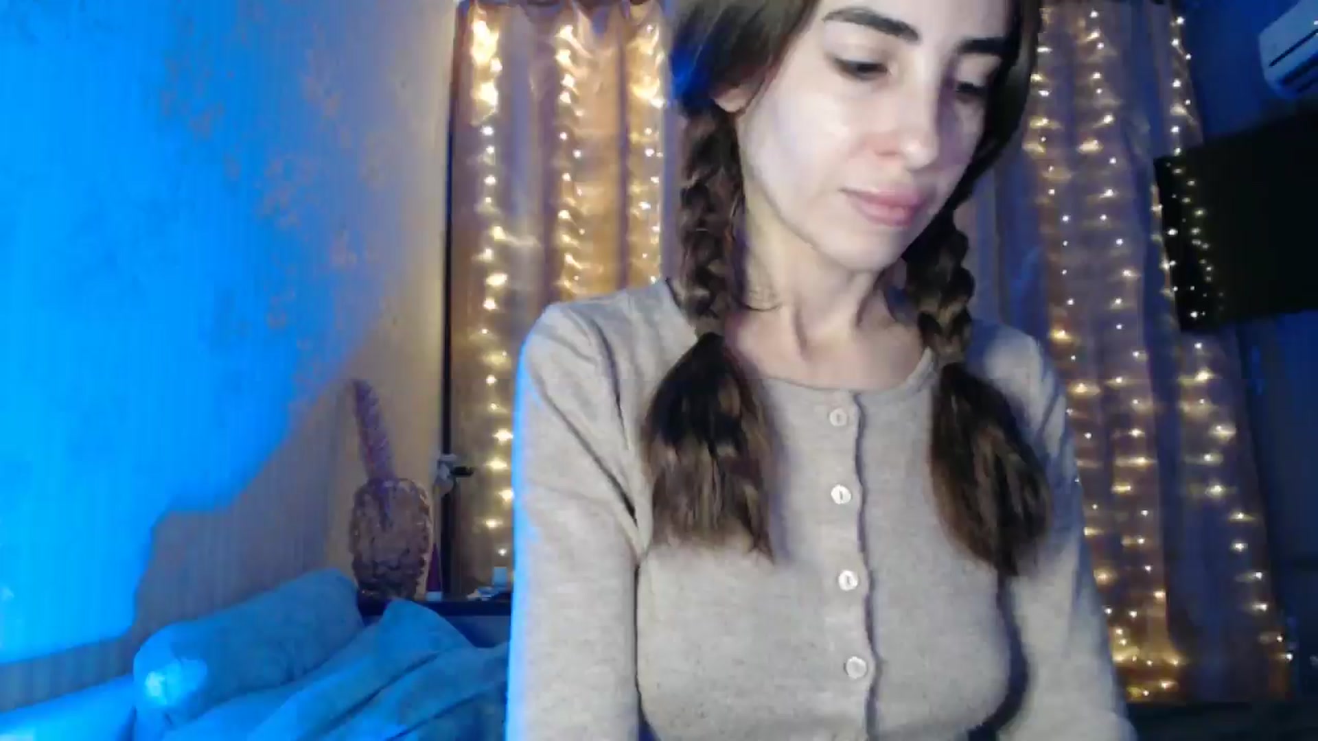 Gallery image thumbnail from Nora_Sweet's myfreecams stream on, 12/25/2024, 14:01 image 13 of 20