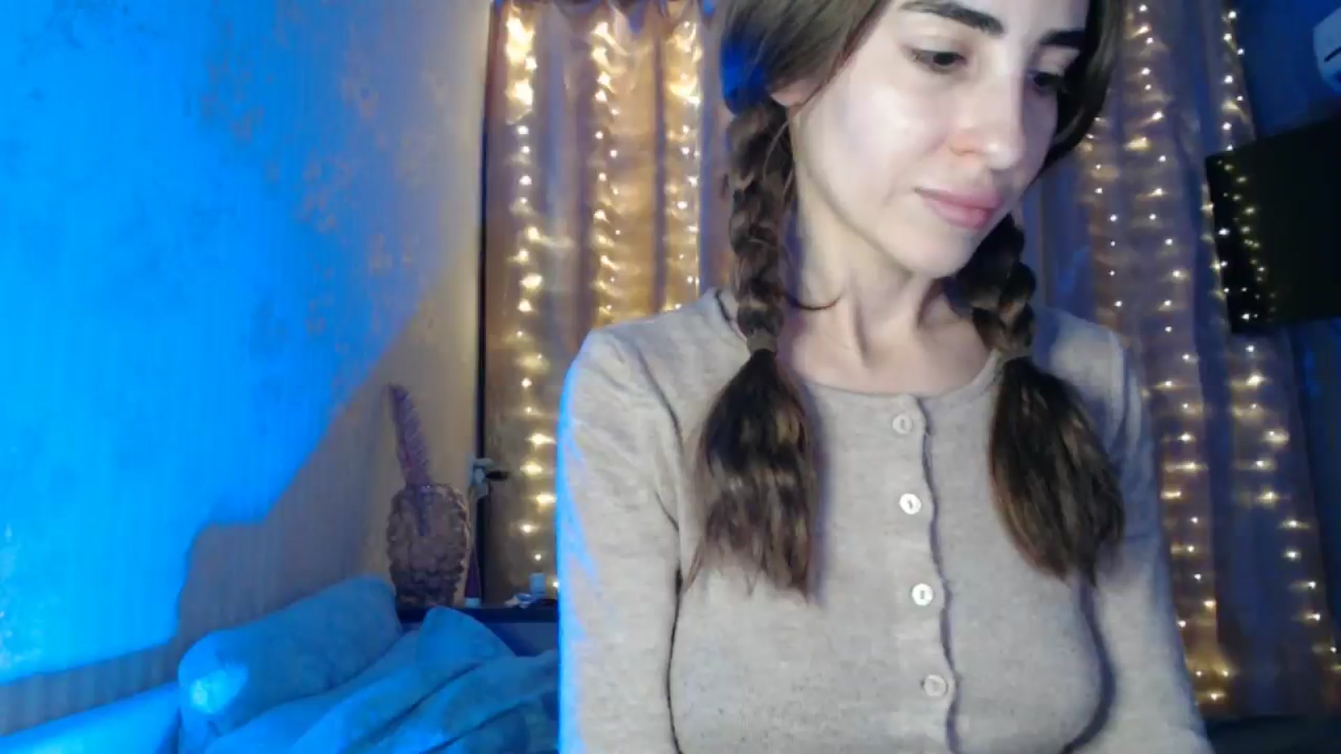 Gallery image thumbnail from Nora_Sweet's myfreecams stream on, 12/25/2024, 14:20 image 5 of 20