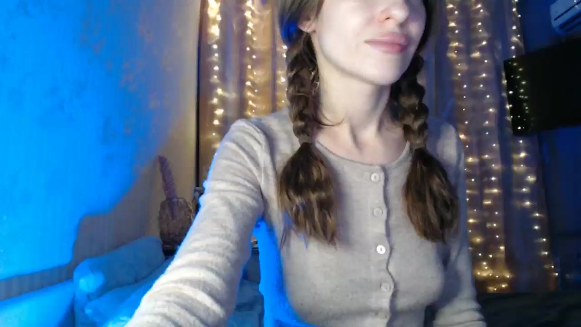 Gallery image thumbnail from Nora_Sweet's myfreecams stream on, 12/25/2024, 14:51 image 6 of 20