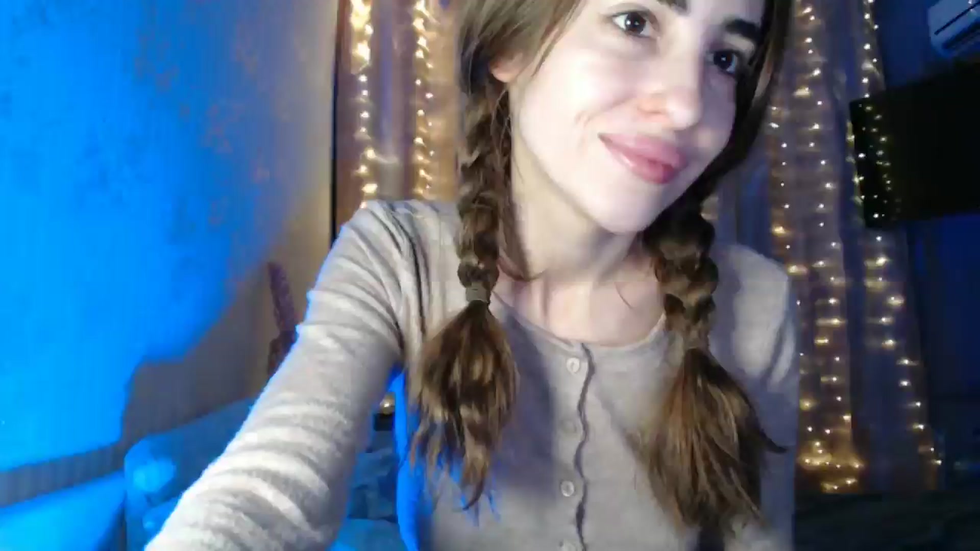 Gallery image thumbnail from Nora_Sweet's myfreecams stream on, 12/25/2024, 14:51 image 9 of 20
