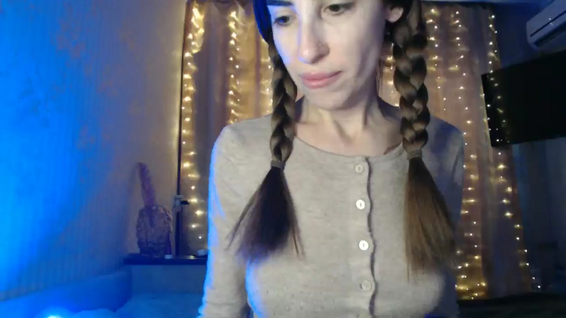 Gallery image thumbnail from Nora_Sweet's myfreecams stream on, 12/27/2024, 09:42 image 6 of 20