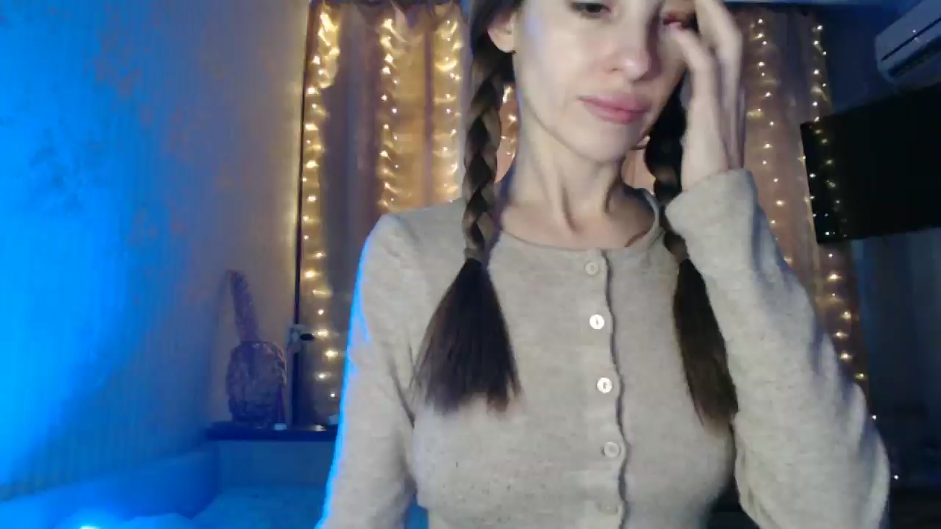 Gallery image thumbnail from Nora_Sweet's myfreecams stream on, 12/27/2024, 09:42 image 11 of 20