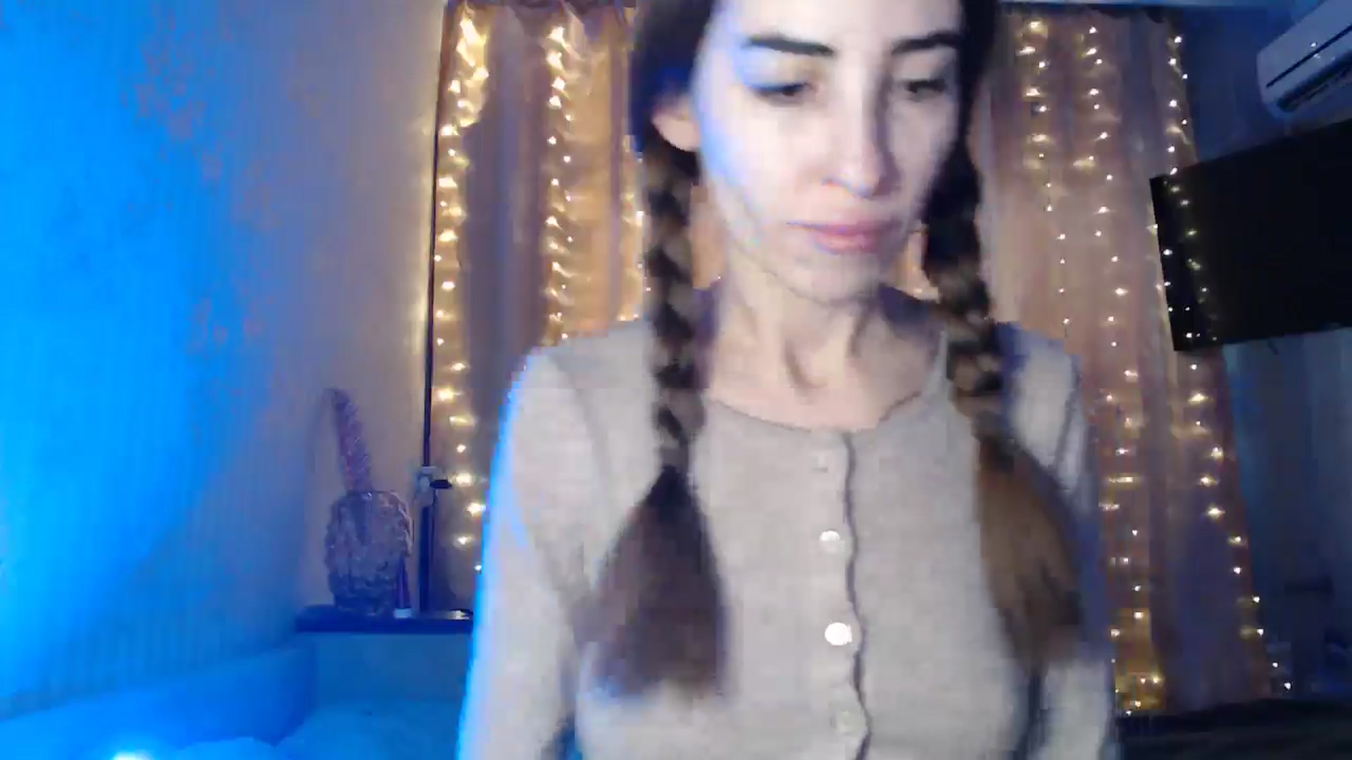 Gallery image thumbnail from Nora_Sweet's myfreecams stream on, 12/27/2024, 09:42 image 12 of 20