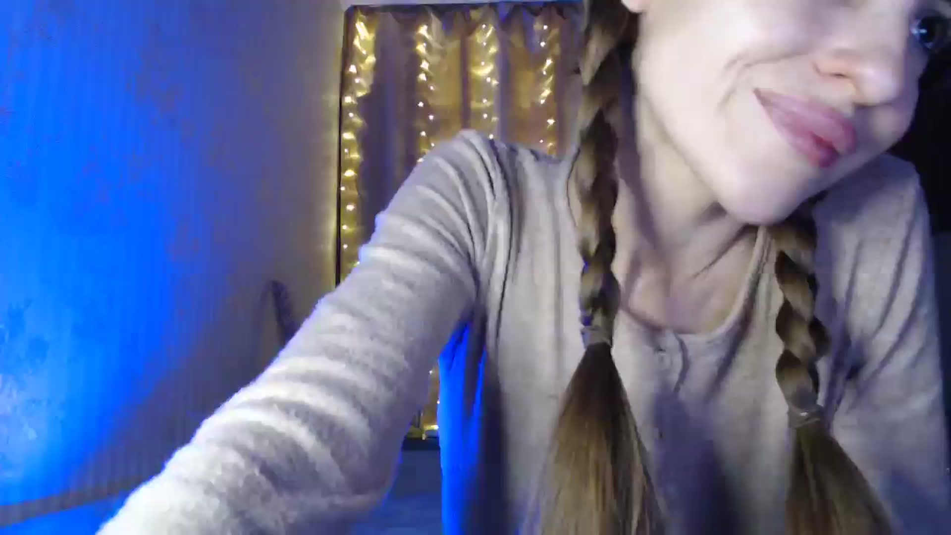 Gallery image thumbnail from Nora_Sweet's myfreecams stream on, 12/27/2024, 10:57 image 6 of 20