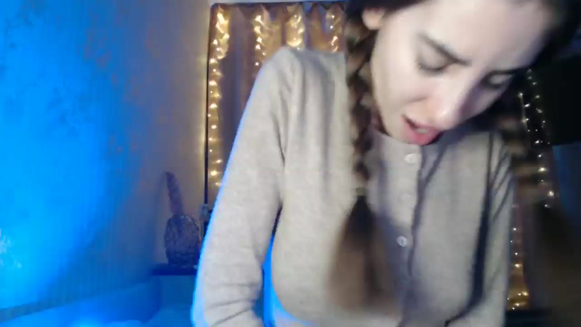Gallery image thumbnail from Nora_Sweet's myfreecams stream on, 12/27/2024, 10:57 image 7 of 20