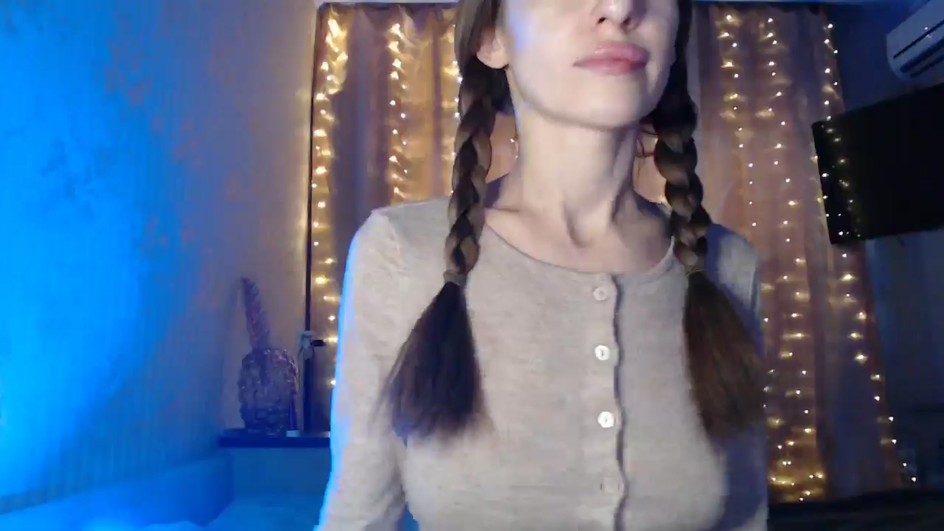 Gallery image thumbnail from Nora_Sweet's myfreecams stream on, 12/27/2024, 10:57 image 2 of 20