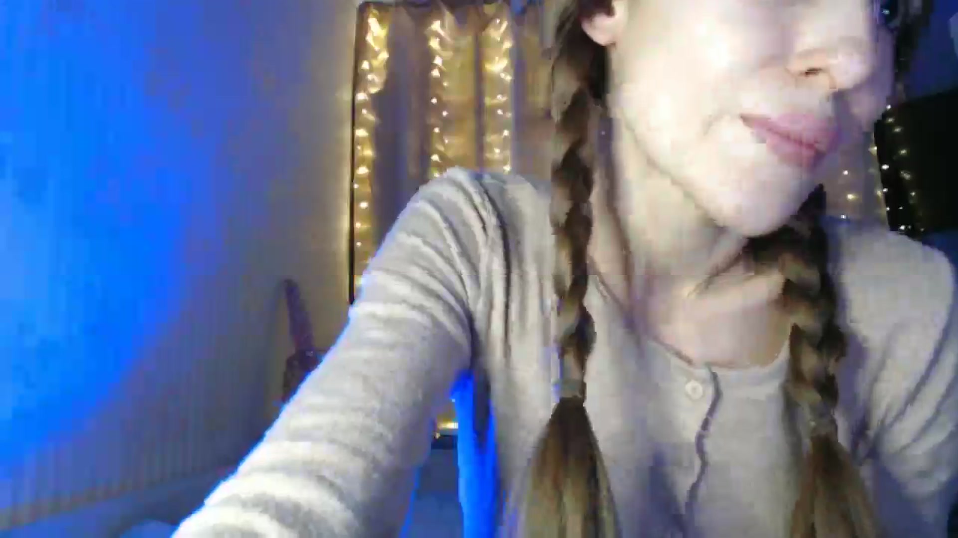 Gallery image thumbnail from Nora_Sweet's myfreecams stream on, 12/27/2024, 12:12 image 16 of 20
