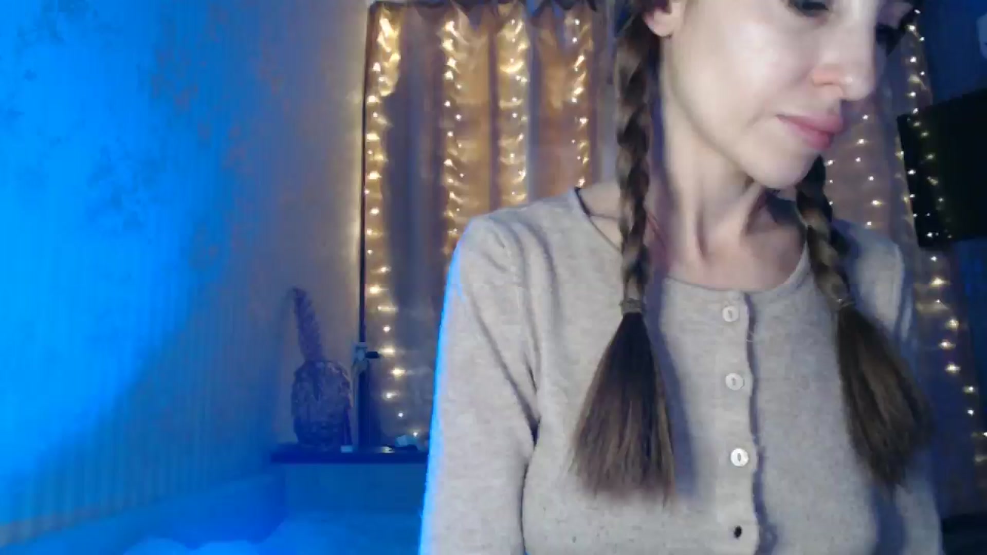 Gallery image thumbnail from Nora_Sweet's myfreecams stream on, 12/27/2024, 12:12 image 14 of 20