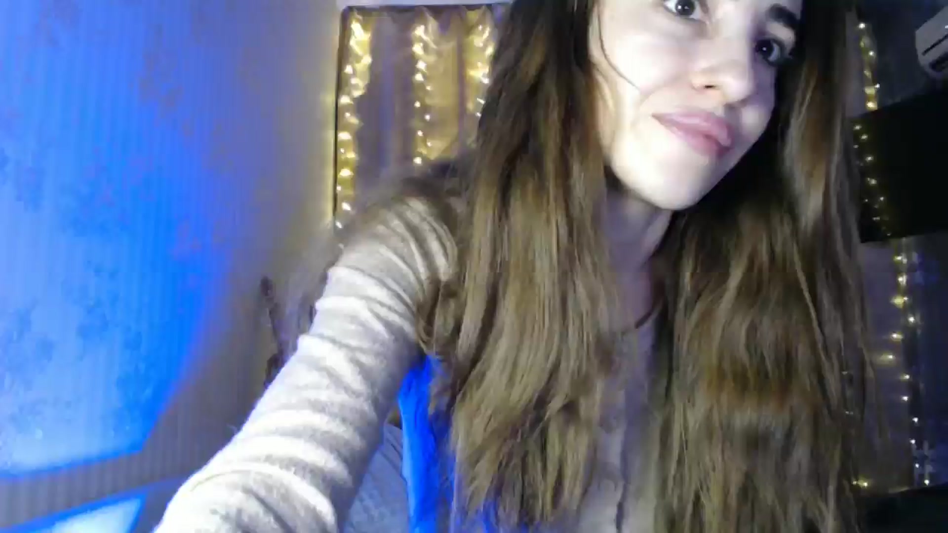 Gallery image thumbnail from Nora_Sweet's myfreecams stream on, 12/30/2024, 10:08 image 7 of 20