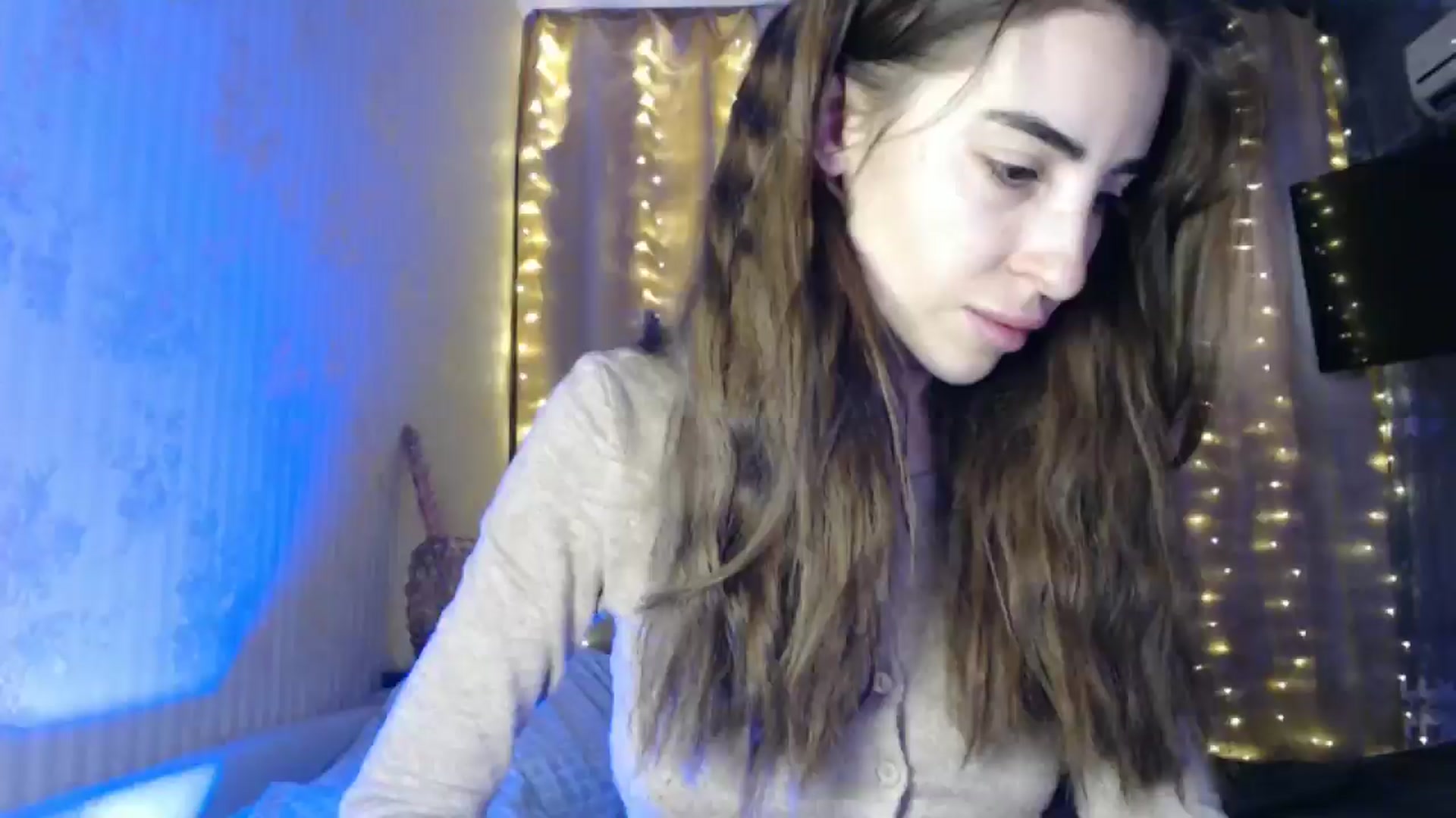 Gallery image thumbnail from Nora_Sweet's myfreecams stream on, 12/30/2024, 10:08 image 11 of 20