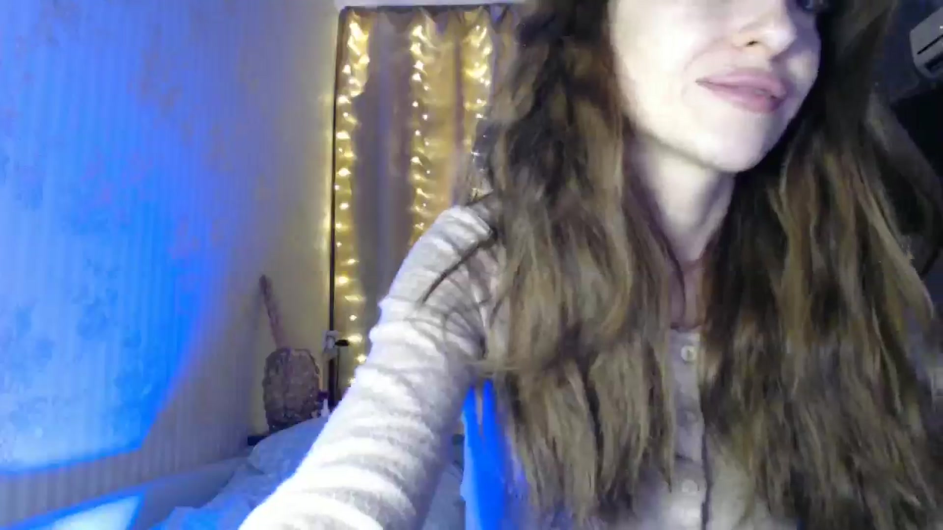 Gallery image thumbnail from Nora_Sweet's myfreecams stream on, 12/30/2024, 10:45 image 16 of 20