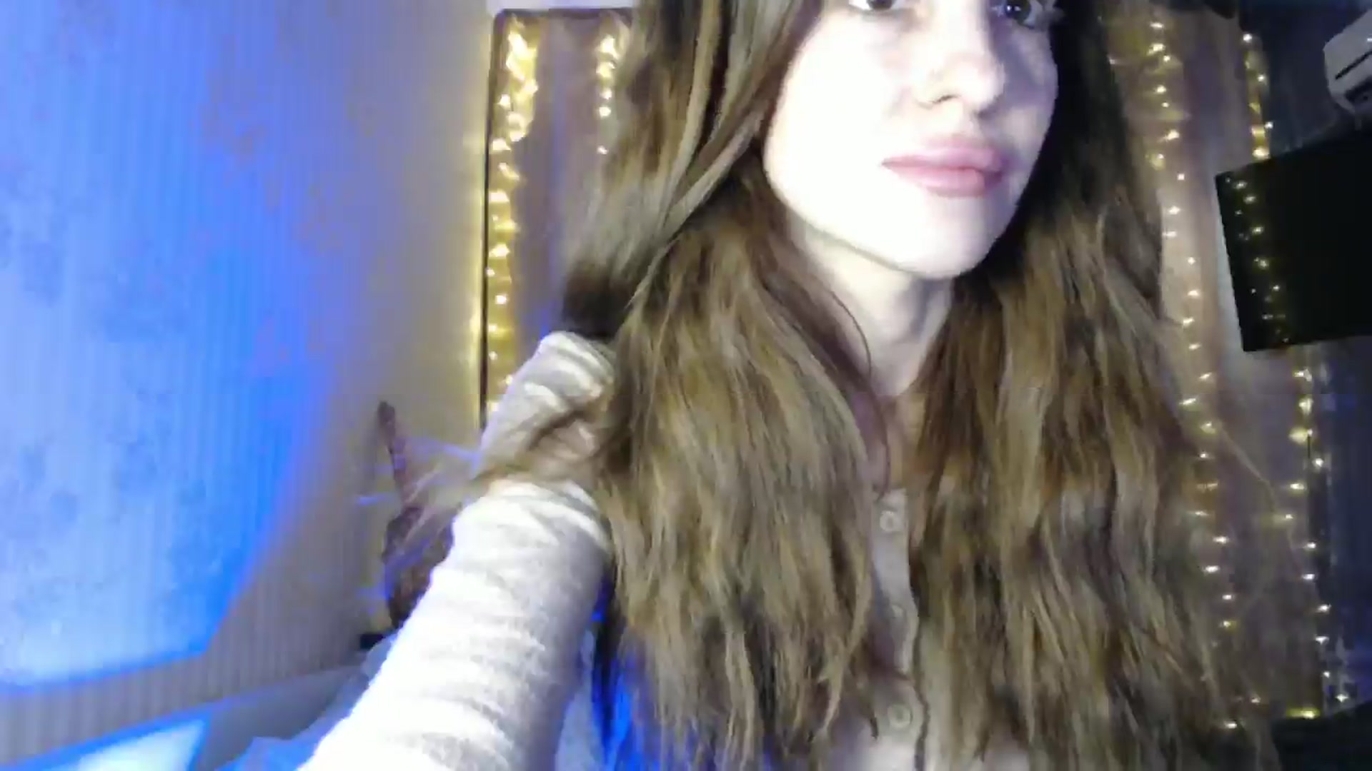 Gallery image thumbnail from Nora_Sweet's myfreecams stream on, 12/30/2024, 10:45 image 10 of 20