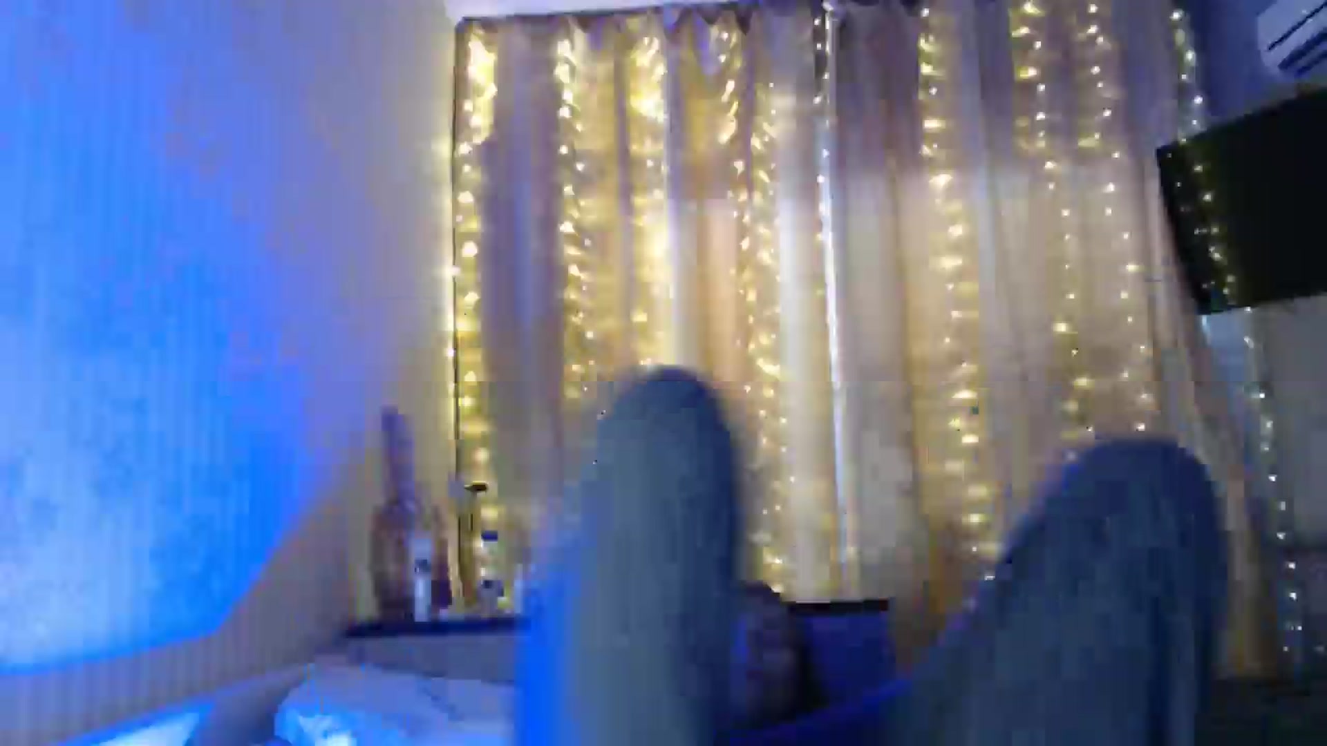 Gallery image thumbnail from Nora_Sweet's myfreecams stream on, 01/03/2025, 08:23 image 2 of 20