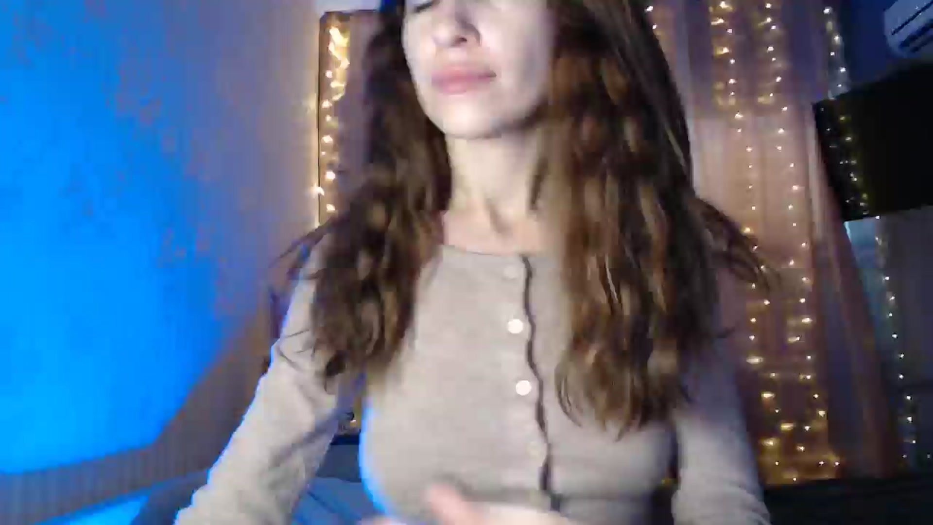 Gallery image thumbnail from Nora_Sweet's myfreecams stream on, 01/03/2025, 08:23 image 13 of 20