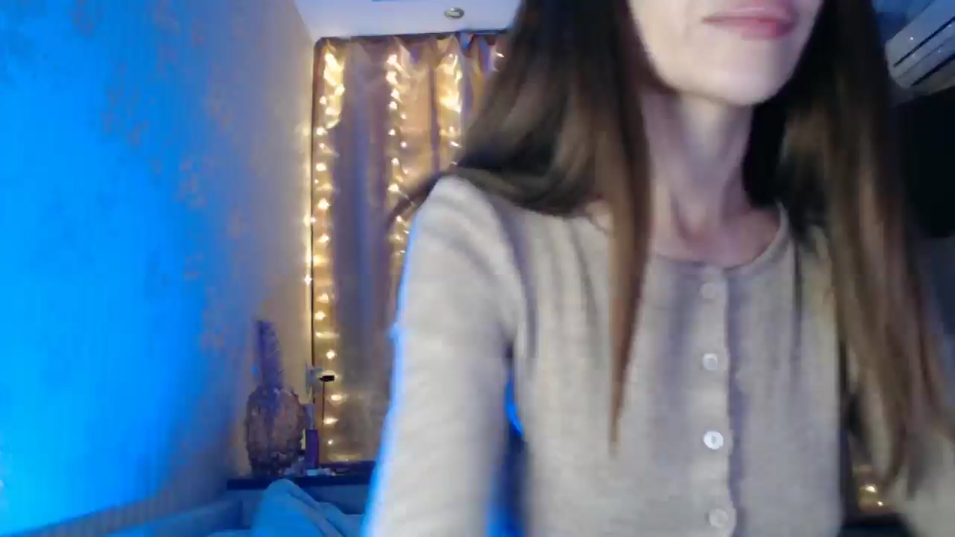 Gallery image thumbnail from Nora_Sweet's myfreecams stream on, 01/06/2025, 11:39 image 6 of 20
