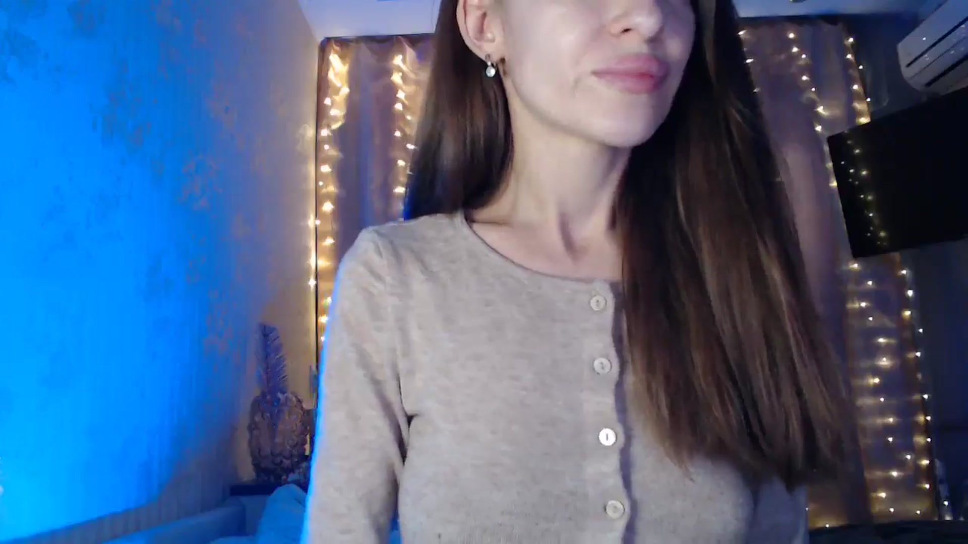 Gallery image thumbnail from Nora_Sweet's myfreecams stream on, 01/06/2025, 11:39 image 12 of 20