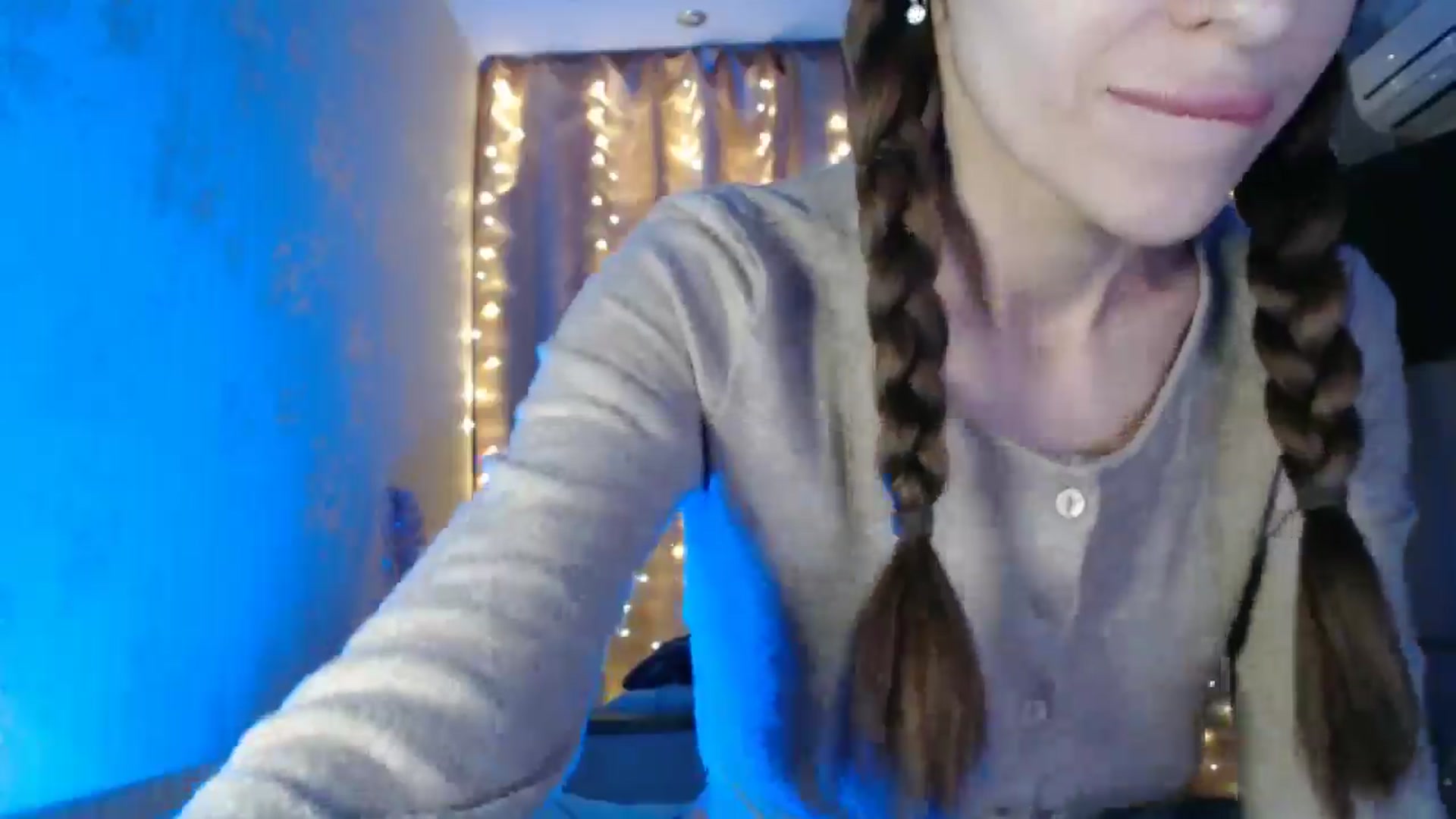 Gallery image thumbnail from Nora_Sweet's myfreecams stream on, 01/06/2025, 12:09 image 7 of 20