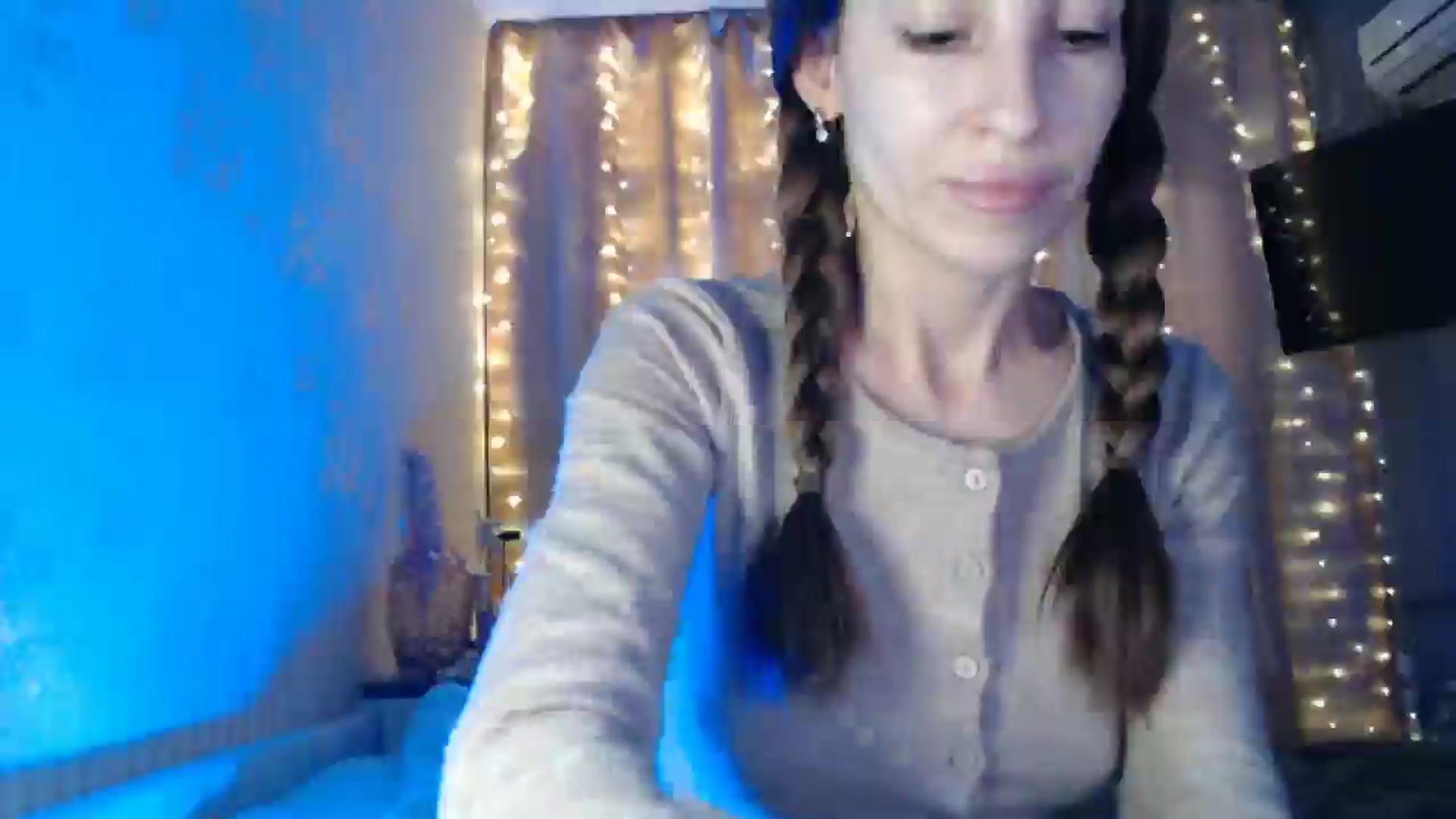 Gallery image thumbnail from Nora_Sweet's myfreecams stream on, 01/06/2025, 13:02 image 2 of 20