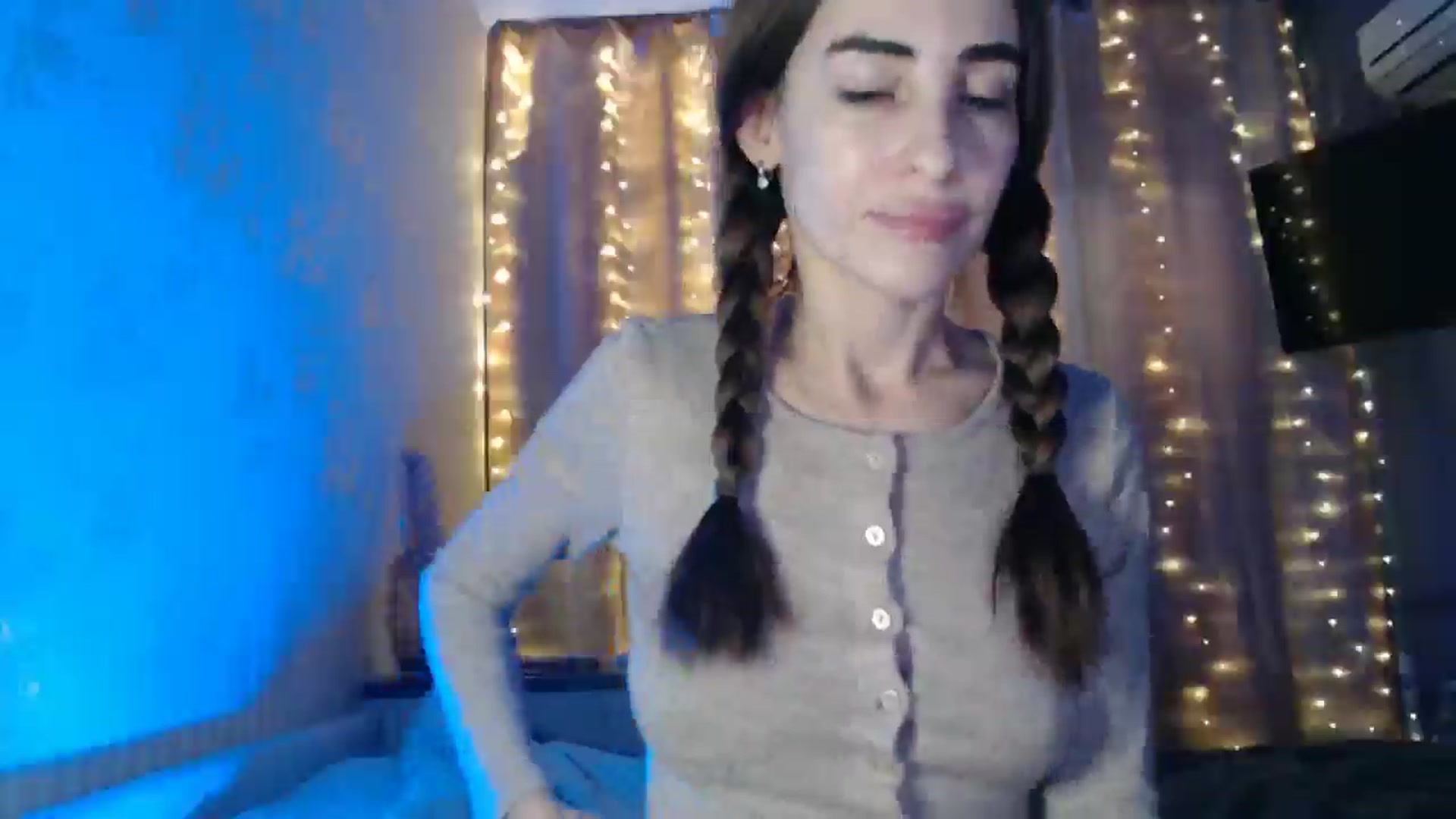 Gallery image thumbnail from Nora_Sweet's myfreecams stream on, 01/06/2025, 13:02 image 3 of 20