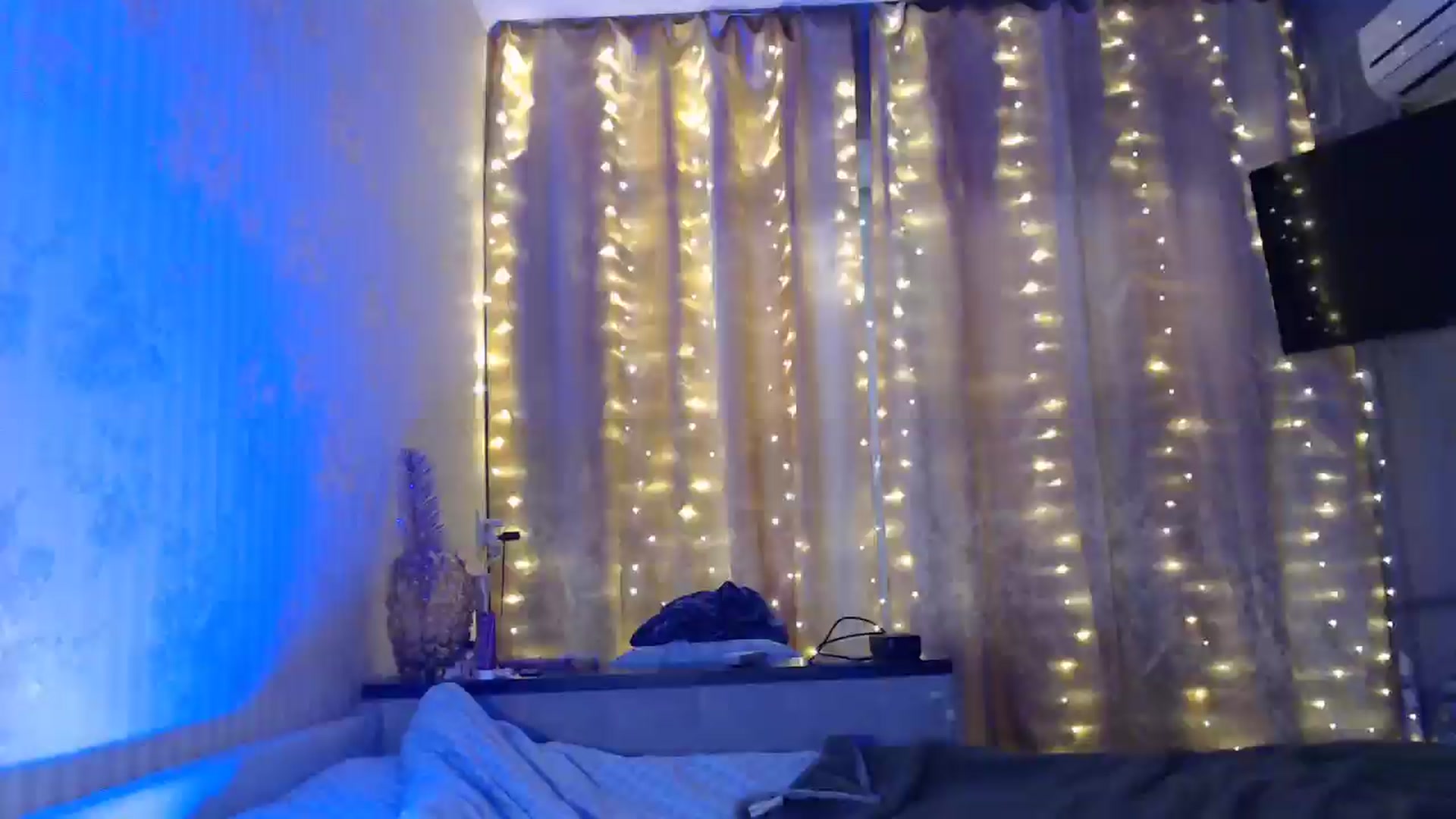 Gallery image thumbnail from Nora_Sweet's myfreecams stream on, 01/06/2025, 13:02 image 11 of 20