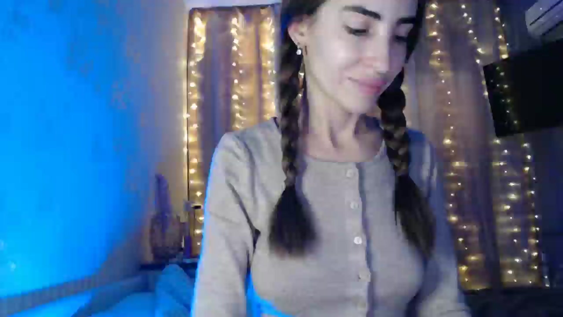 Gallery image thumbnail from Nora_Sweet's myfreecams stream on, 01/06/2025, 13:02 image 8 of 20