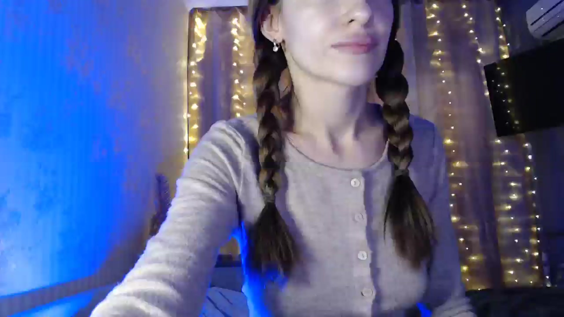 Gallery image thumbnail from Nora_Sweet's myfreecams stream on, 01/06/2025, 13:02 image 6 of 20