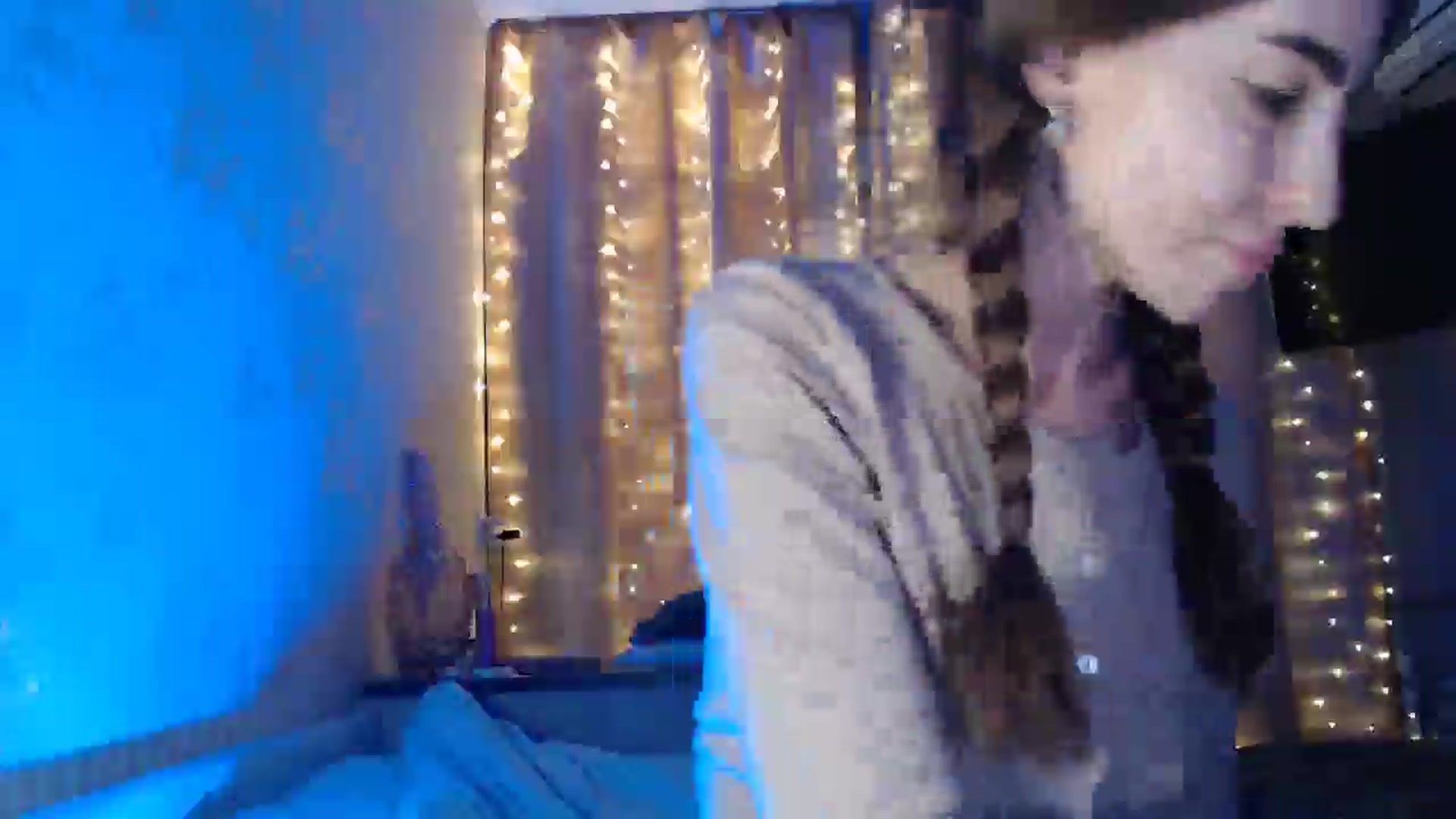 Gallery image thumbnail from Nora_Sweet's myfreecams stream on, 01/06/2025, 14:07 image 2 of 20