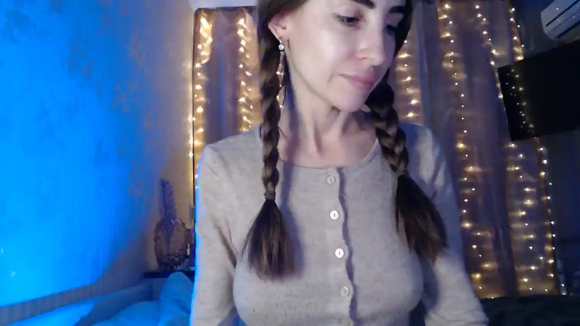 Gallery image thumbnail from Nora_Sweet's myfreecams stream on, 01/06/2025, 14:07 image 11 of 20