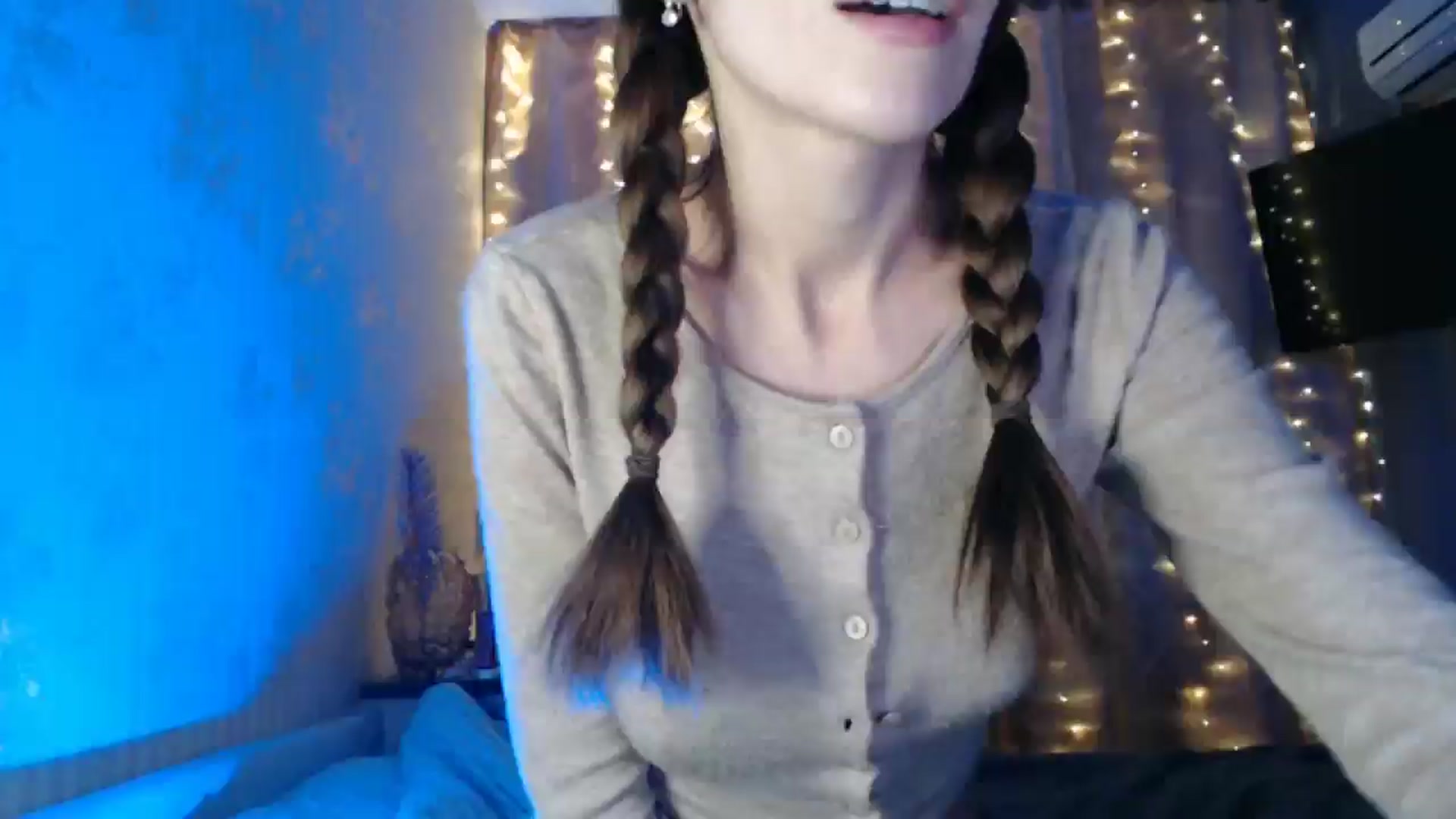 Gallery image thumbnail from Nora_Sweet's myfreecams stream on, 01/06/2025, 14:07 image 13 of 20