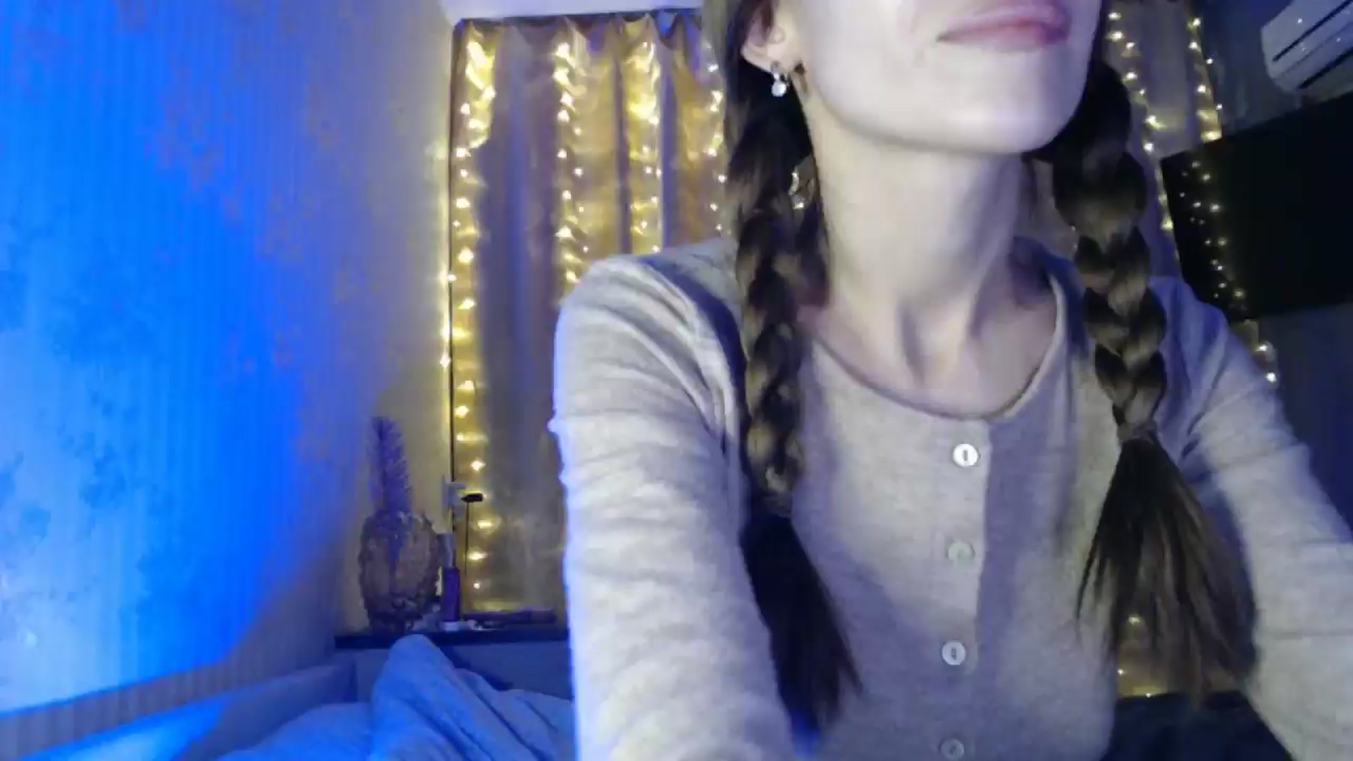 Gallery image thumbnail from Nora_Sweet's myfreecams stream on, 01/06/2025, 14:07 image 12 of 20