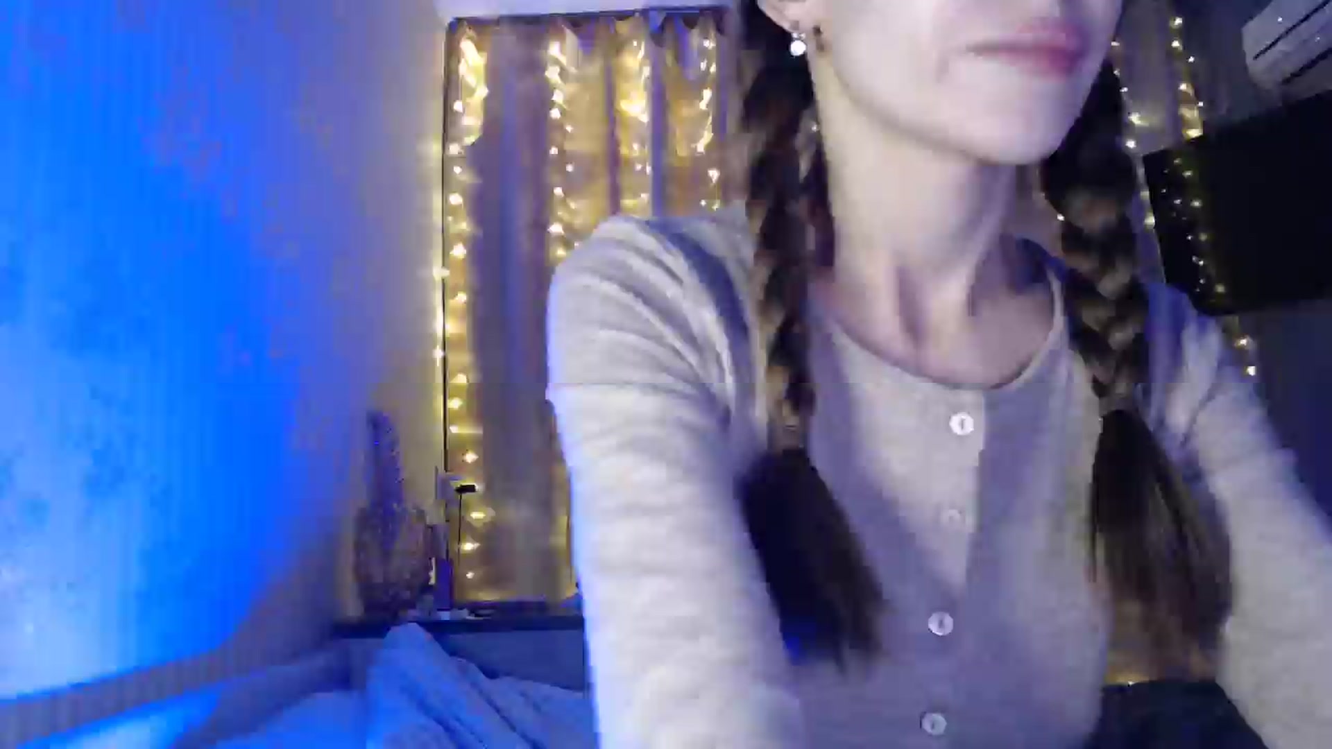 Gallery image thumbnail from Nora_Sweet's myfreecams stream on, 01/06/2025, 14:07 image 1 of 20