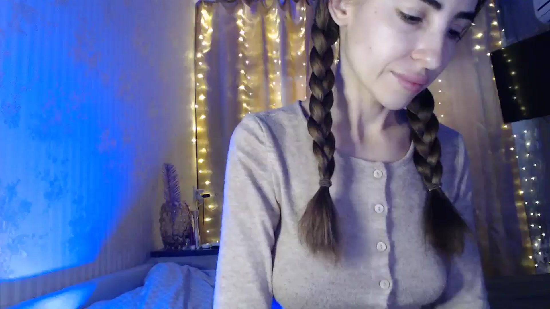 Gallery image thumbnail from Nora_Sweet's myfreecams stream on, 01/07/2025, 10:50 image 7 of 20