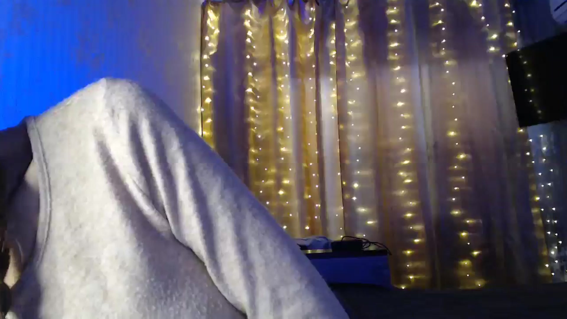 Gallery image thumbnail from Nora_Sweet's myfreecams stream on, 01/07/2025, 10:50 image 4 of 20