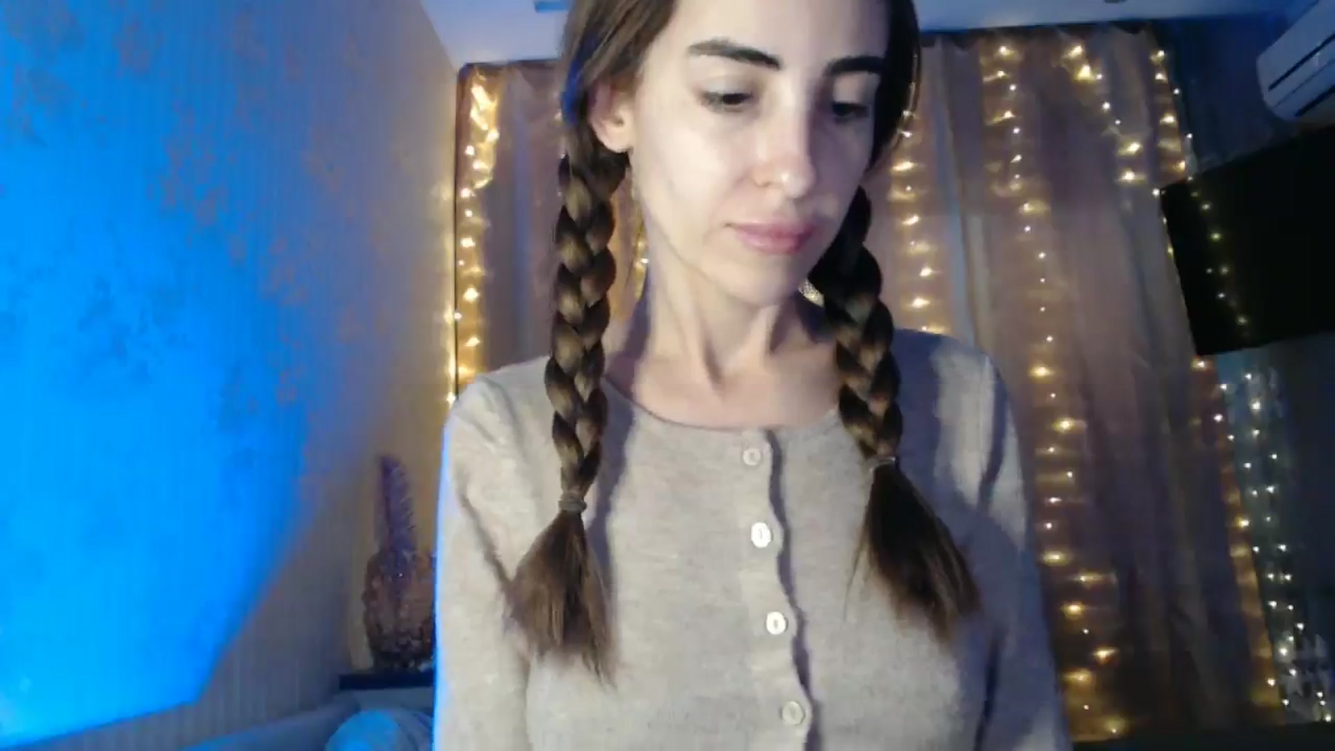 Gallery image thumbnail from Nora_Sweet's myfreecams stream on, 01/07/2025, 11:49 image 4 of 20