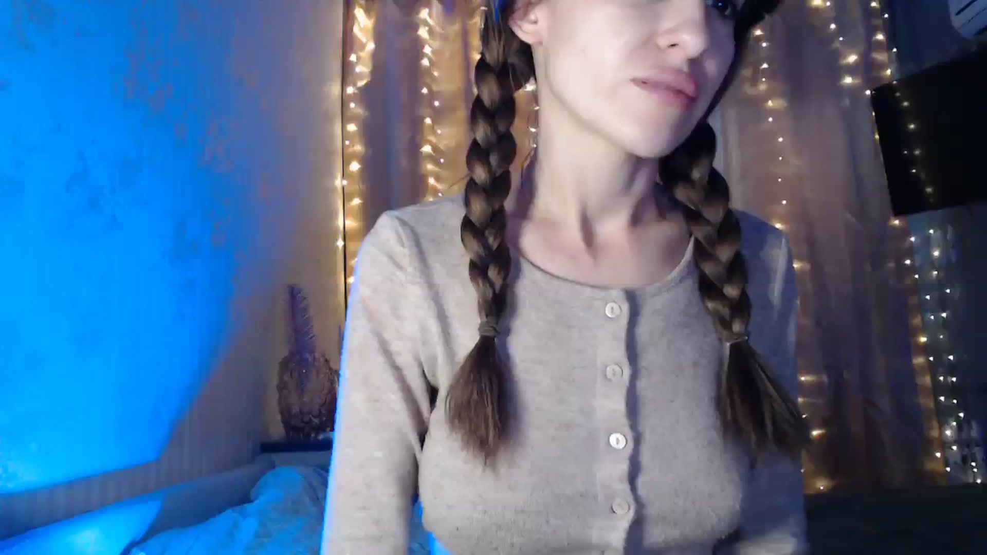 Gallery image thumbnail from Nora_Sweet's myfreecams stream on, 01/07/2025, 12:22 image 1 of 20