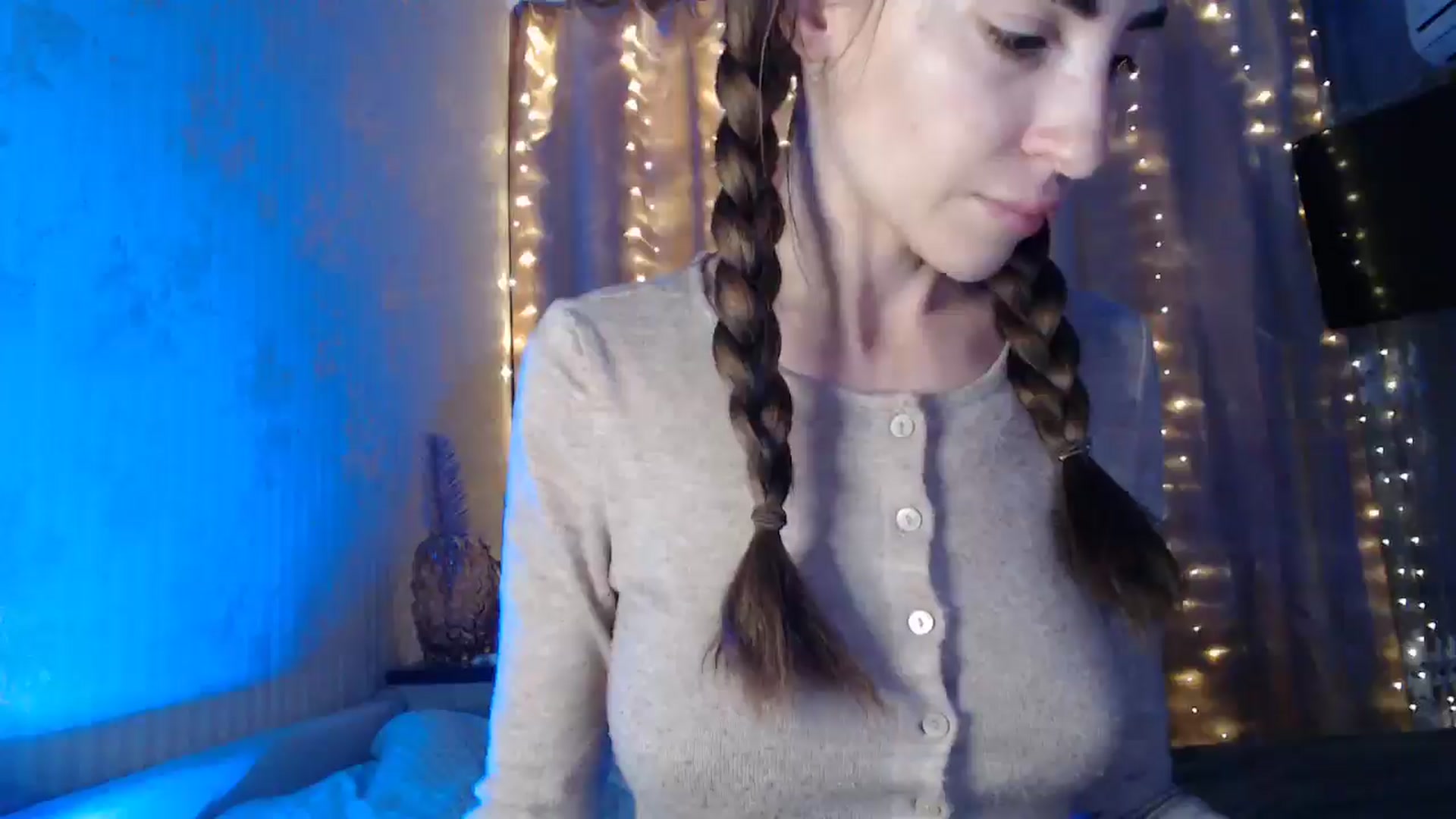 Gallery image thumbnail from Nora_Sweet's myfreecams stream on, 01/07/2025, 14:17 image 20 of 20