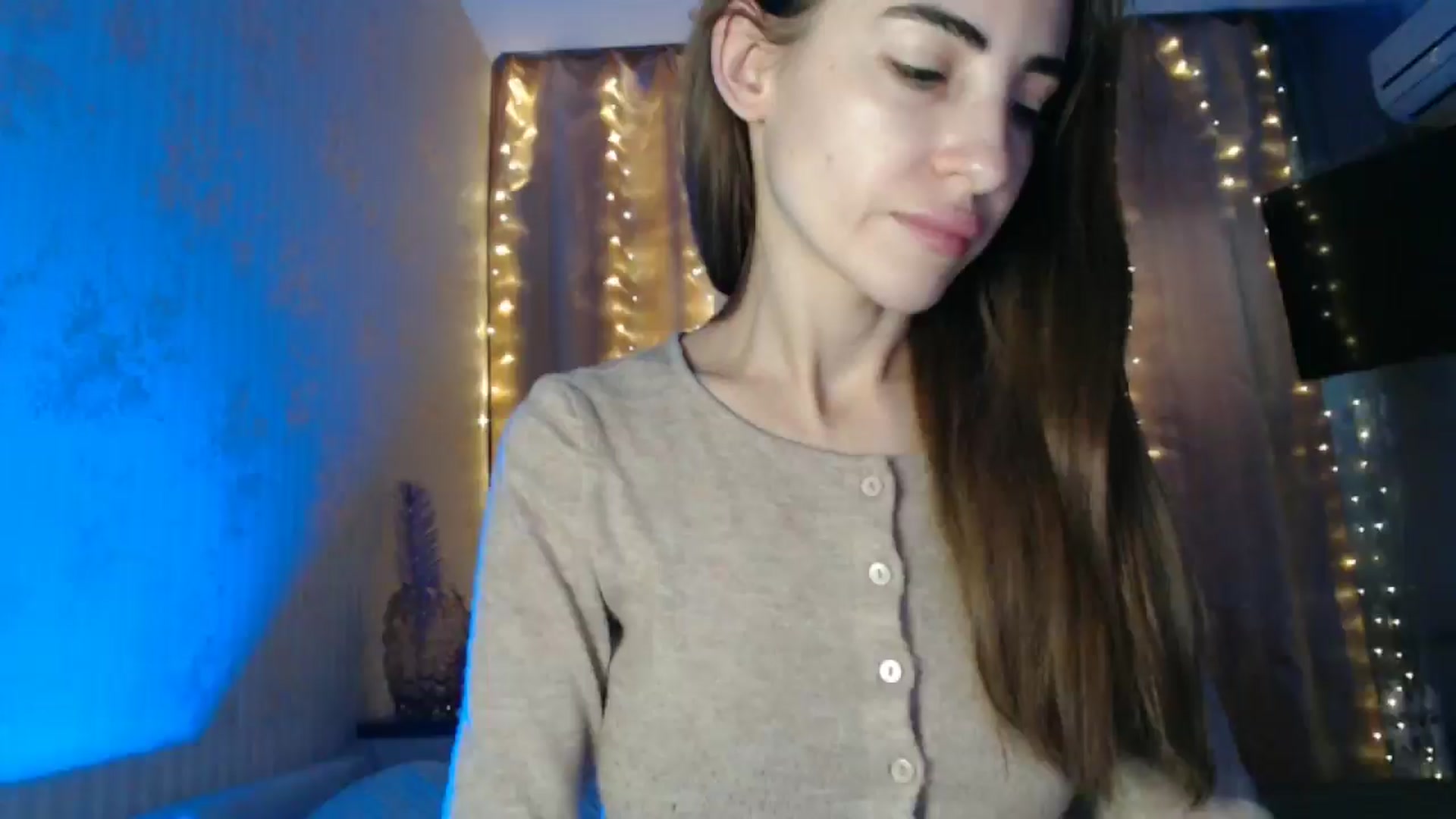 Gallery image thumbnail from Nora_Sweet's myfreecams stream on, 01/08/2025, 10:16 image 6 of 20