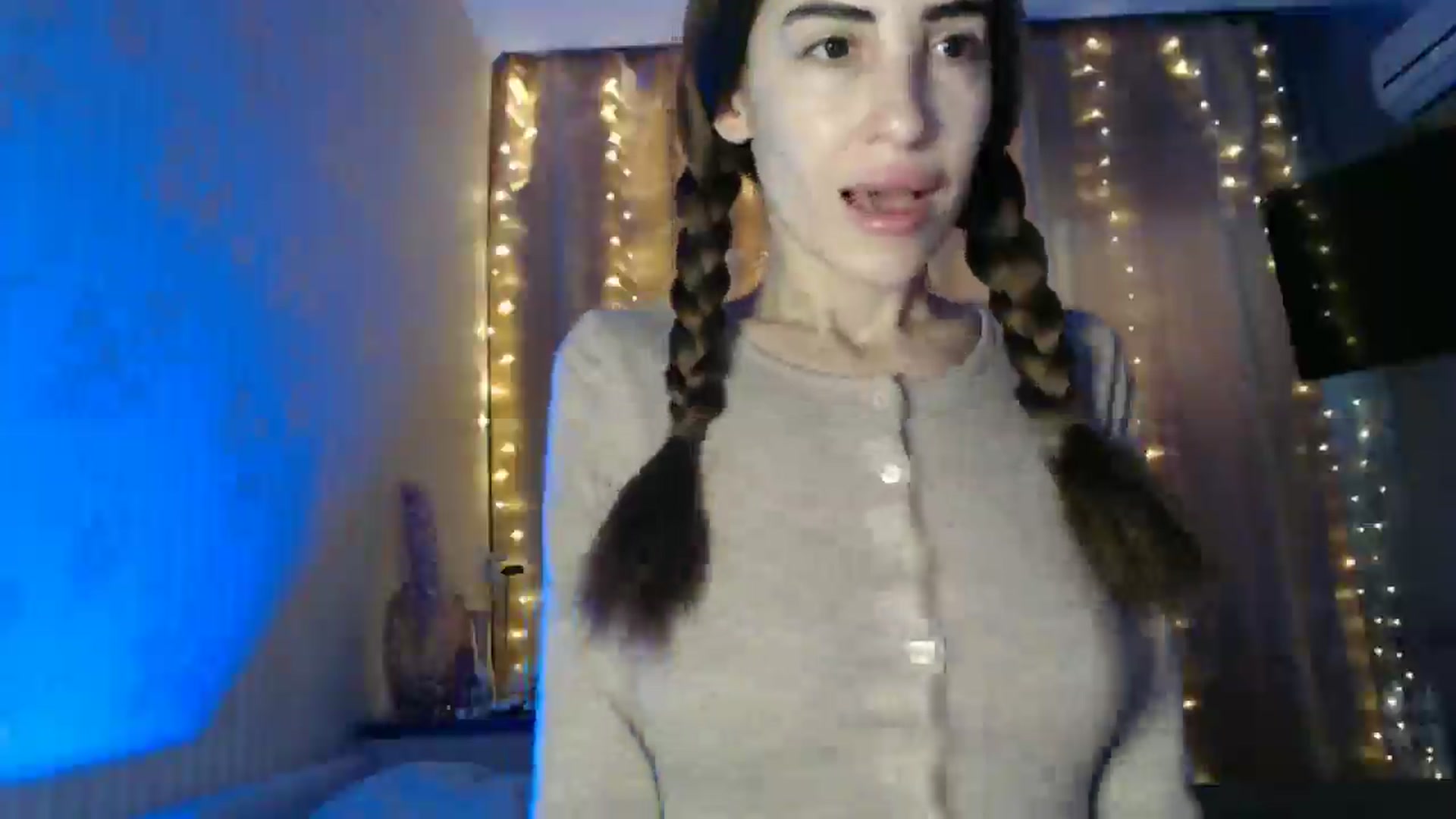 Gallery image thumbnail from Nora_Sweet's myfreecams stream on, 01/08/2025, 10:16 image 13 of 20