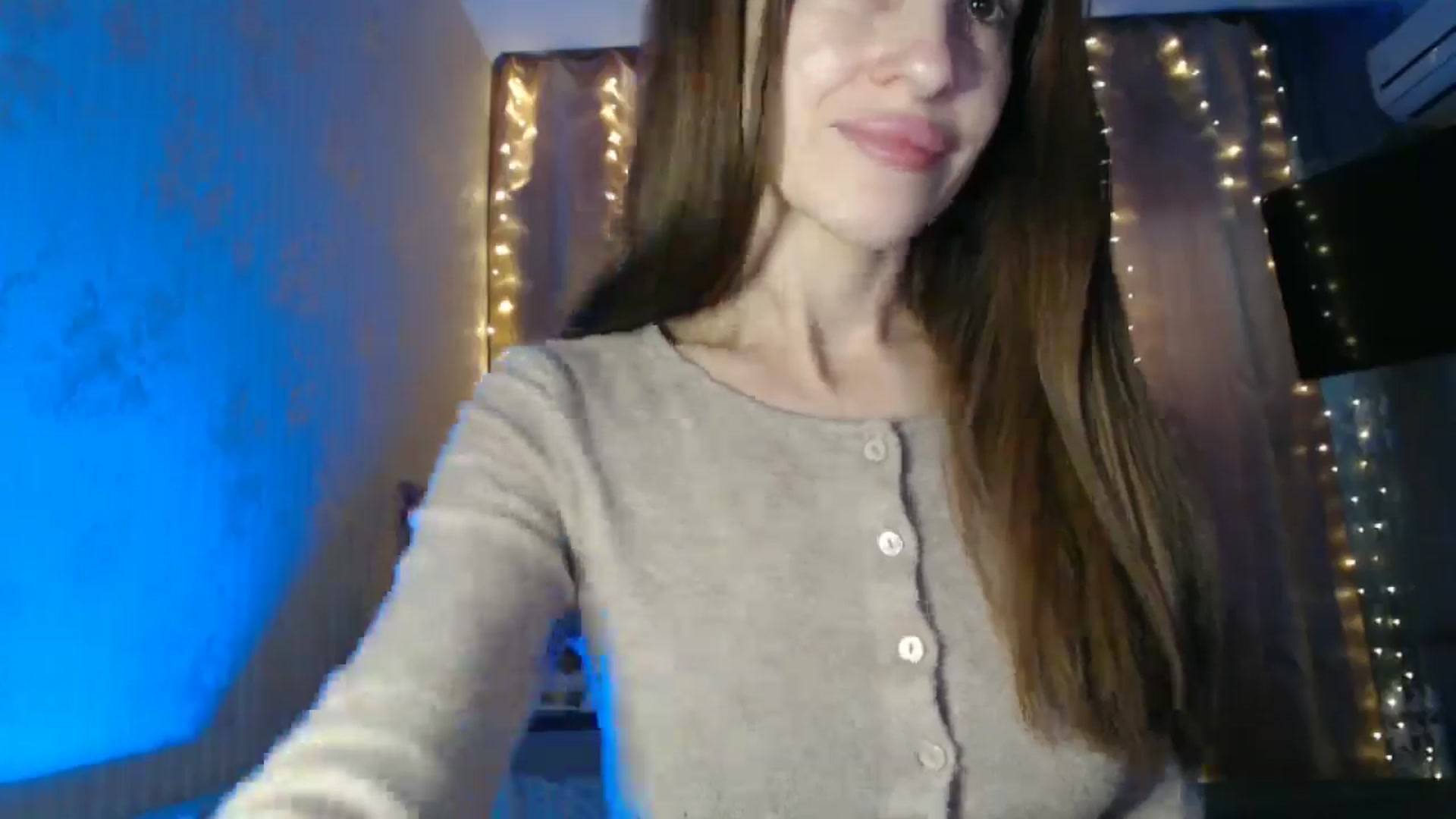 Gallery image thumbnail from Nora_Sweet's myfreecams stream on, 01/08/2025, 10:16 image 4 of 20
