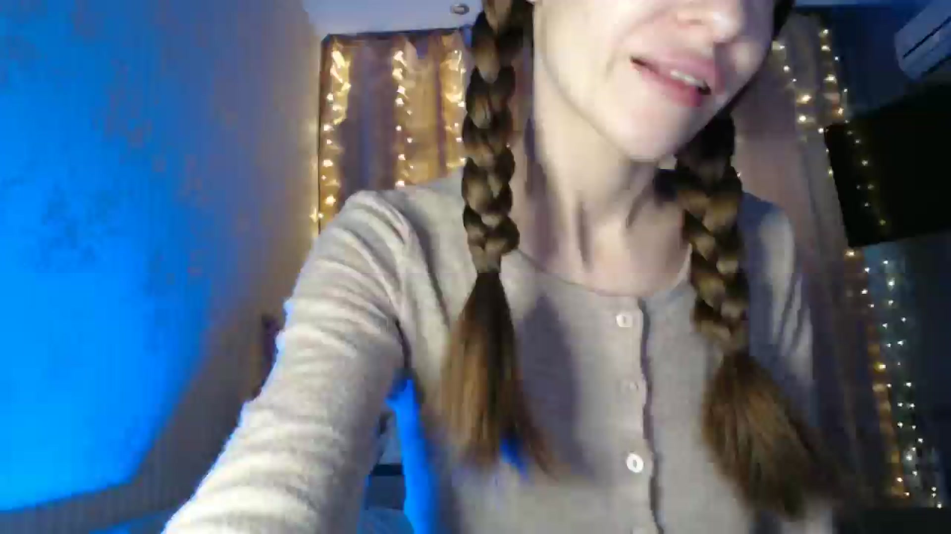 Gallery image thumbnail from Nora_Sweet's myfreecams stream on, 01/08/2025, 10:16 image 10 of 20