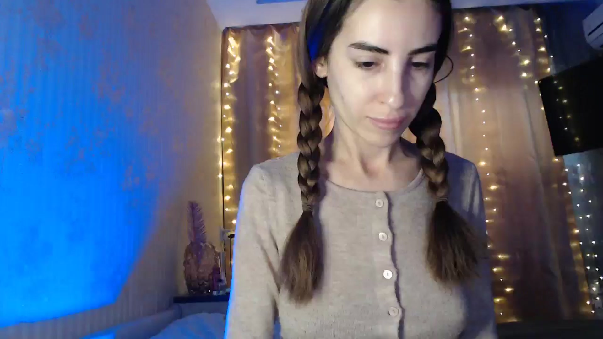 Gallery image thumbnail from Nora_Sweet's myfreecams stream on, 01/08/2025, 11:36 image 15 of 20