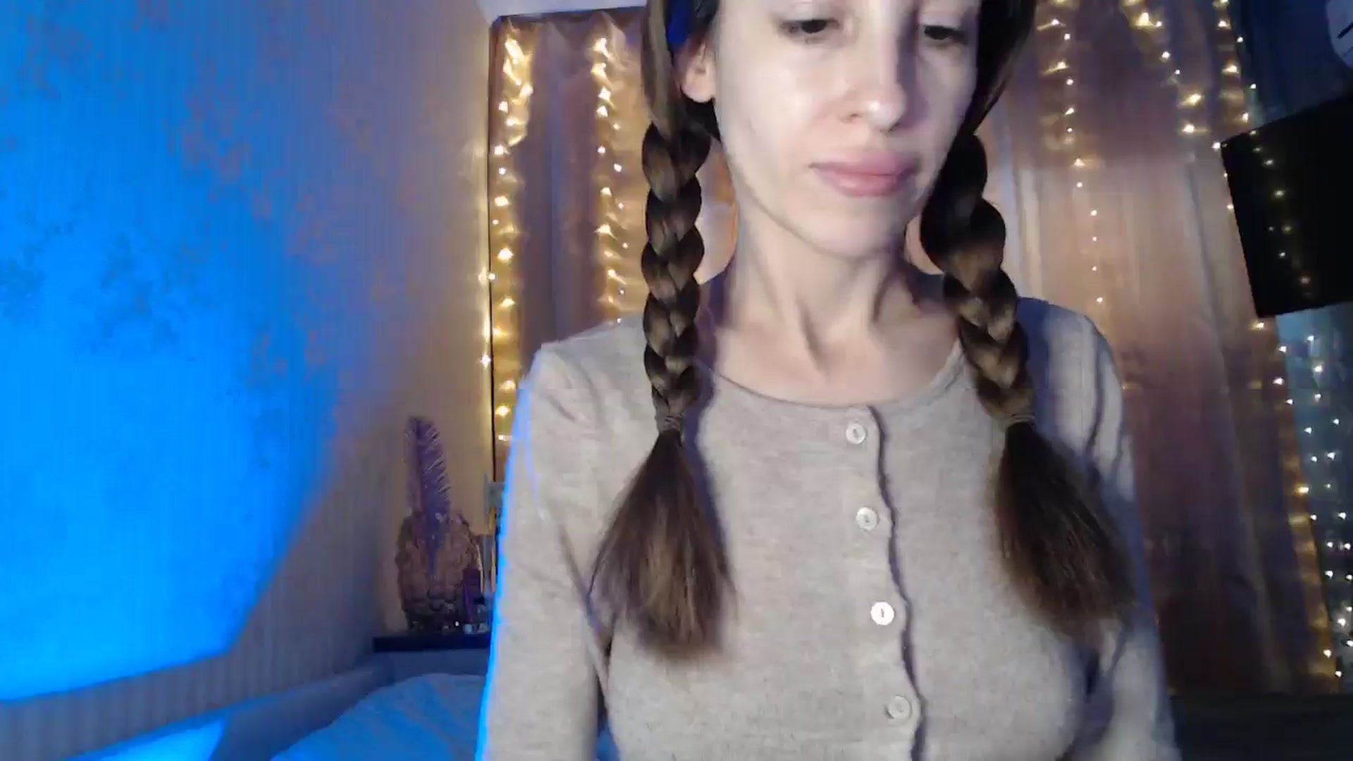 Gallery image thumbnail from Nora_Sweet's myfreecams stream on, 01/08/2025, 11:36 image 5 of 20