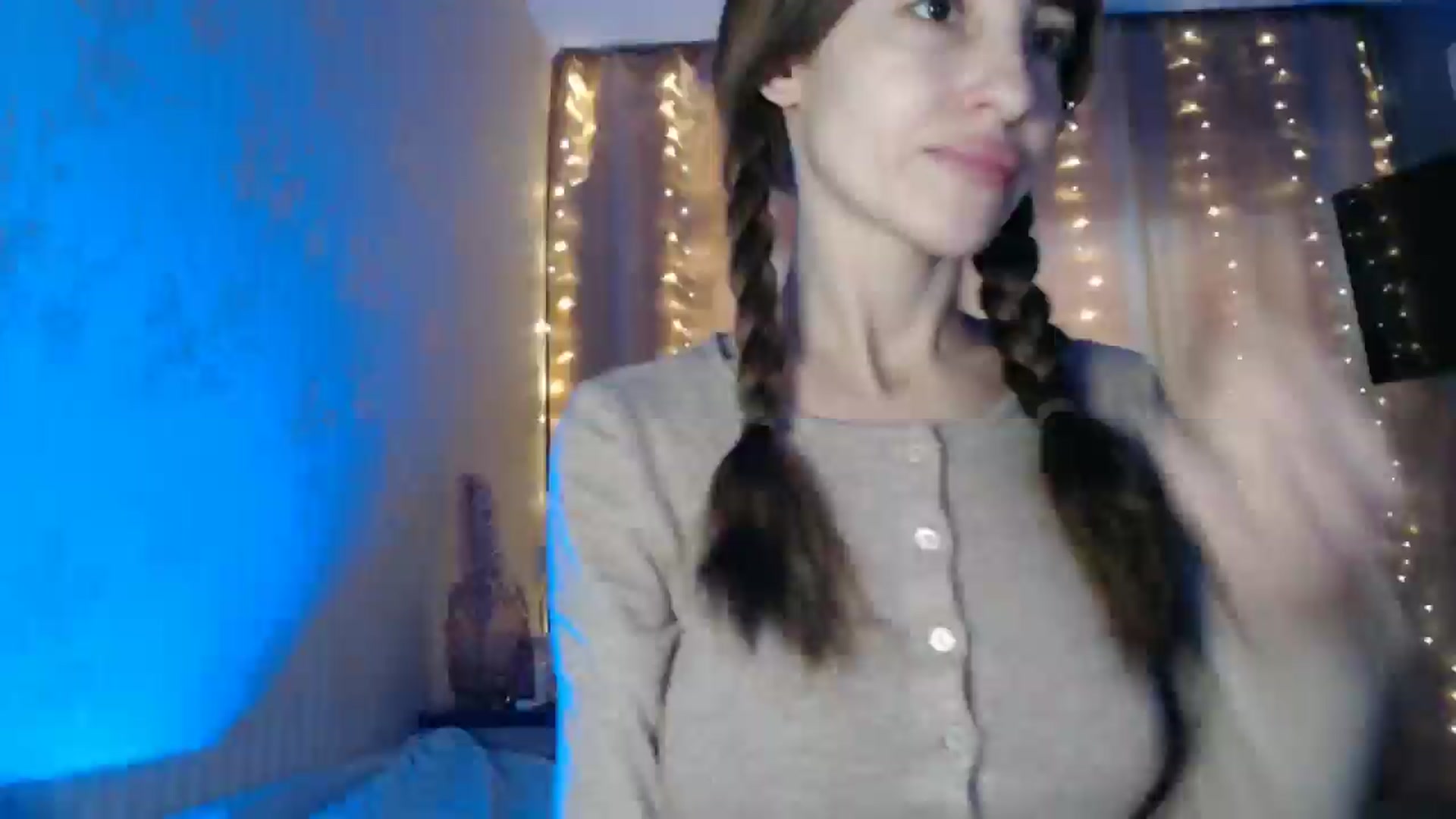 Gallery image thumbnail from Nora_Sweet's myfreecams stream on, 01/10/2025, 10:35 image 7 of 20