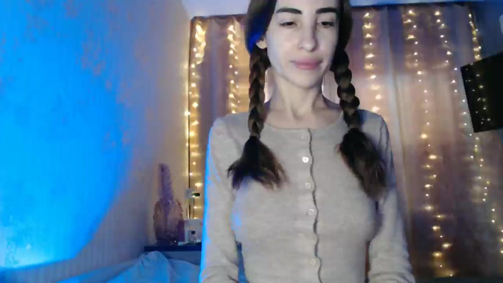 Gallery image thumbnail from Nora_Sweet's myfreecams stream on, 01/10/2025, 10:35 image 14 of 20